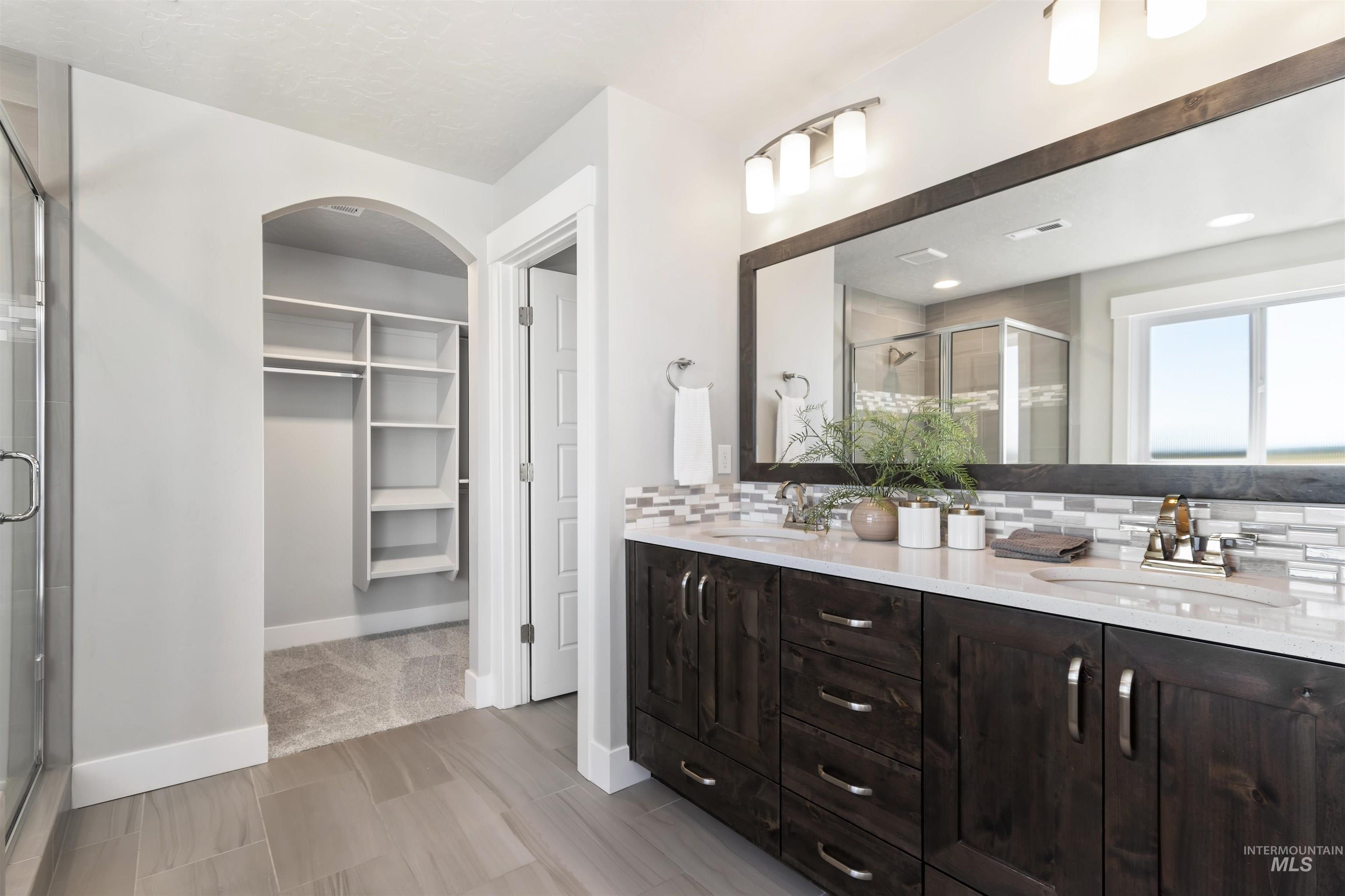 3535 W Lesina Street, Meridian, Idaho 83646, 4 Bedrooms, 2.5 Bathrooms, Residential For Sale, Price $724,500,MLS 98993618