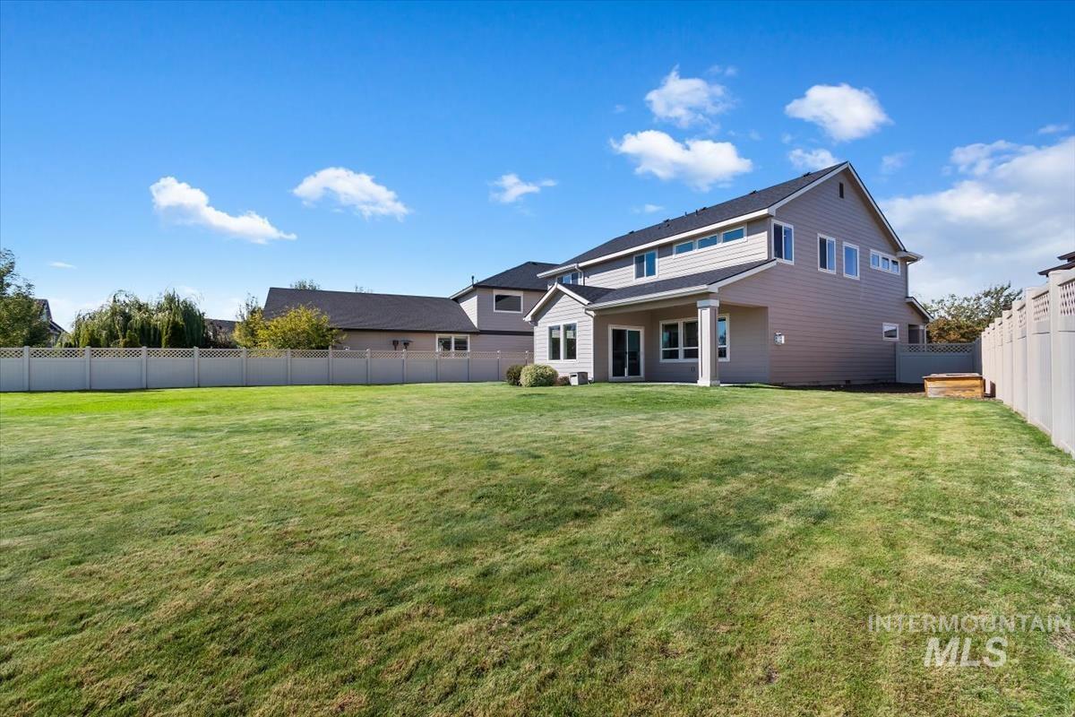 3535 W Lesina Street, Meridian, Idaho 83646, 4 Bedrooms, 2.5 Bathrooms, Residential For Sale, Price $724,500,MLS 98993618