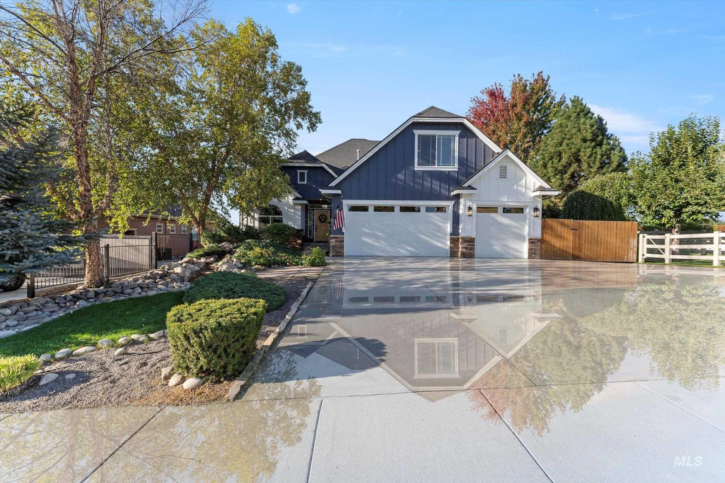 507 Triumph Dr, Middleton, Idaho 83644, 4 Bedrooms, 3.5 Bathrooms, Residential For Sale, Price $699,999,MLS 98993619
