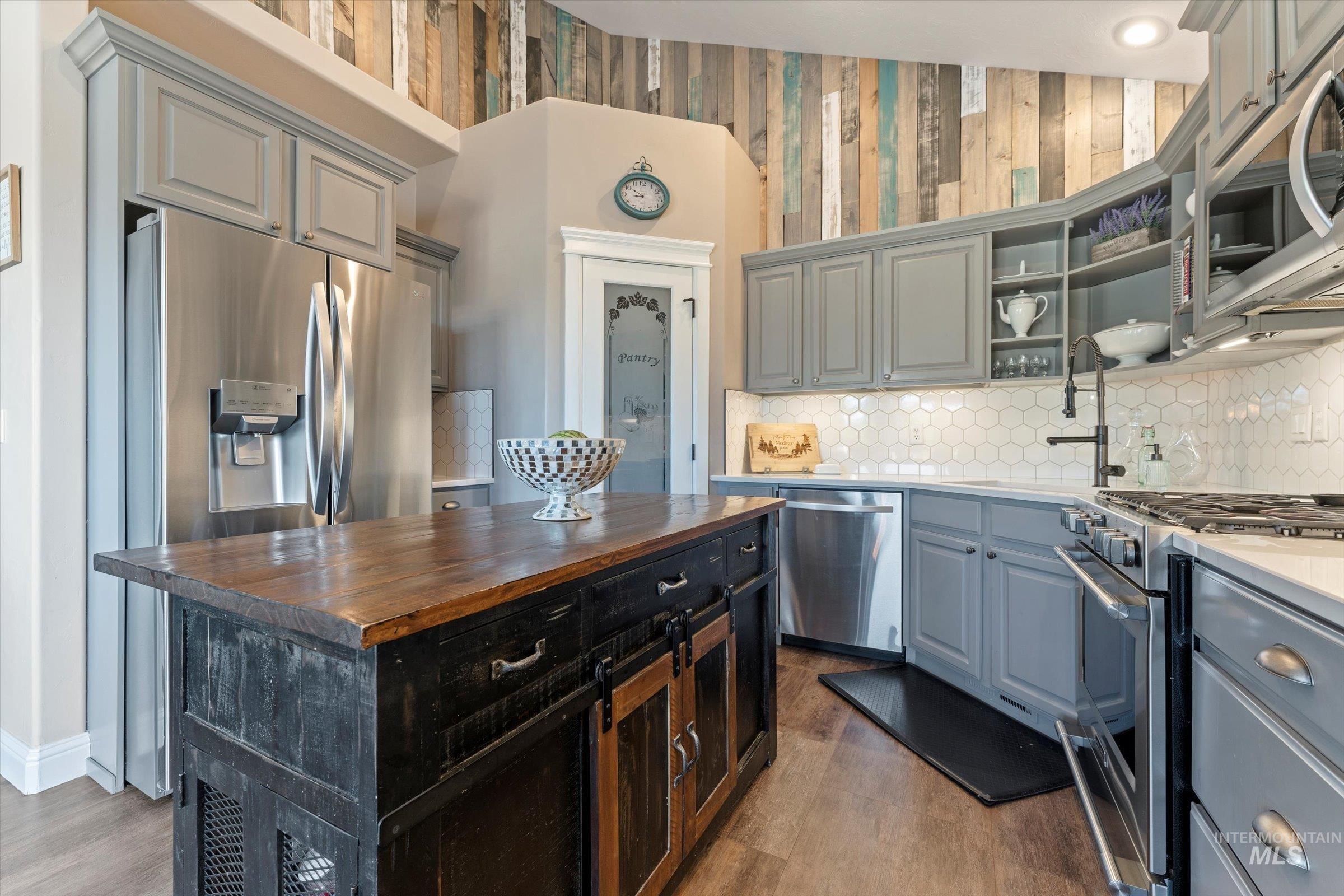 507 Triumph Dr, Middleton, Idaho 83644, 4 Bedrooms, 3.5 Bathrooms, Residential For Sale, Price $699,999,MLS 98993619
