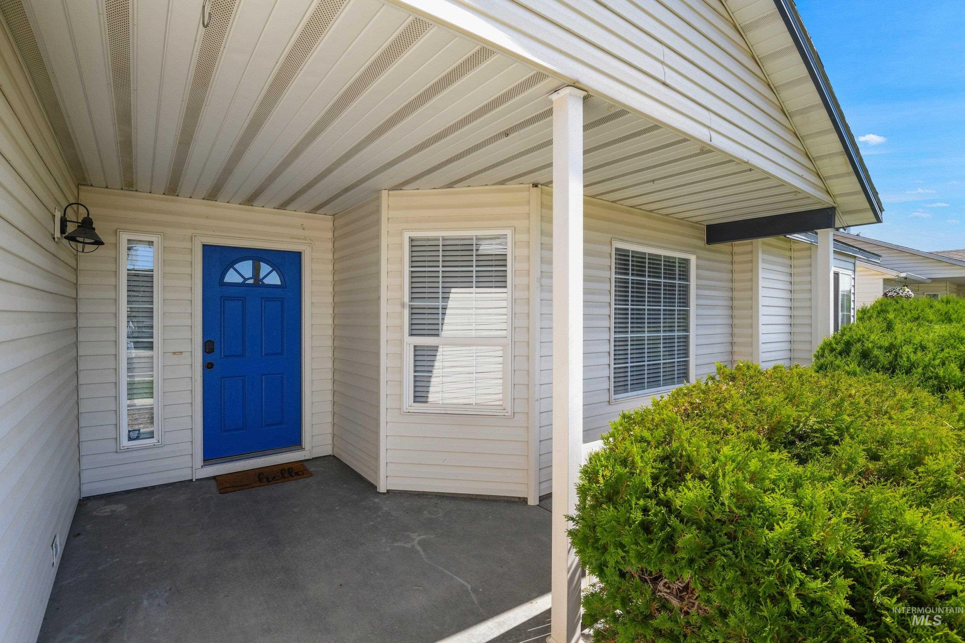 372 W Trophy St, Kuna, Idaho 83634, 3 Bedrooms, 2 Bathrooms, Residential For Sale, Price $414,900,MLS 98993623
