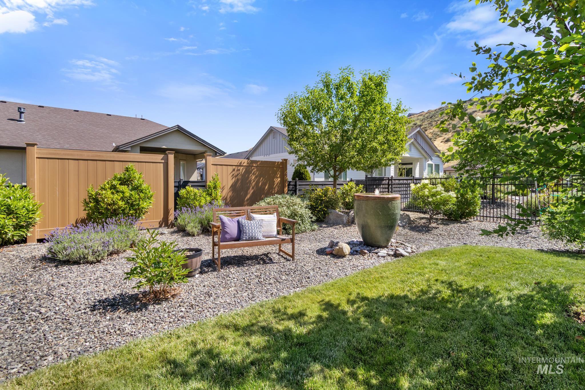 5570 W Hopwood, Boise, Idaho 83714, 3 Bedrooms, 2 Bathrooms, Residential For Sale, Price $565,000,MLS 98993624