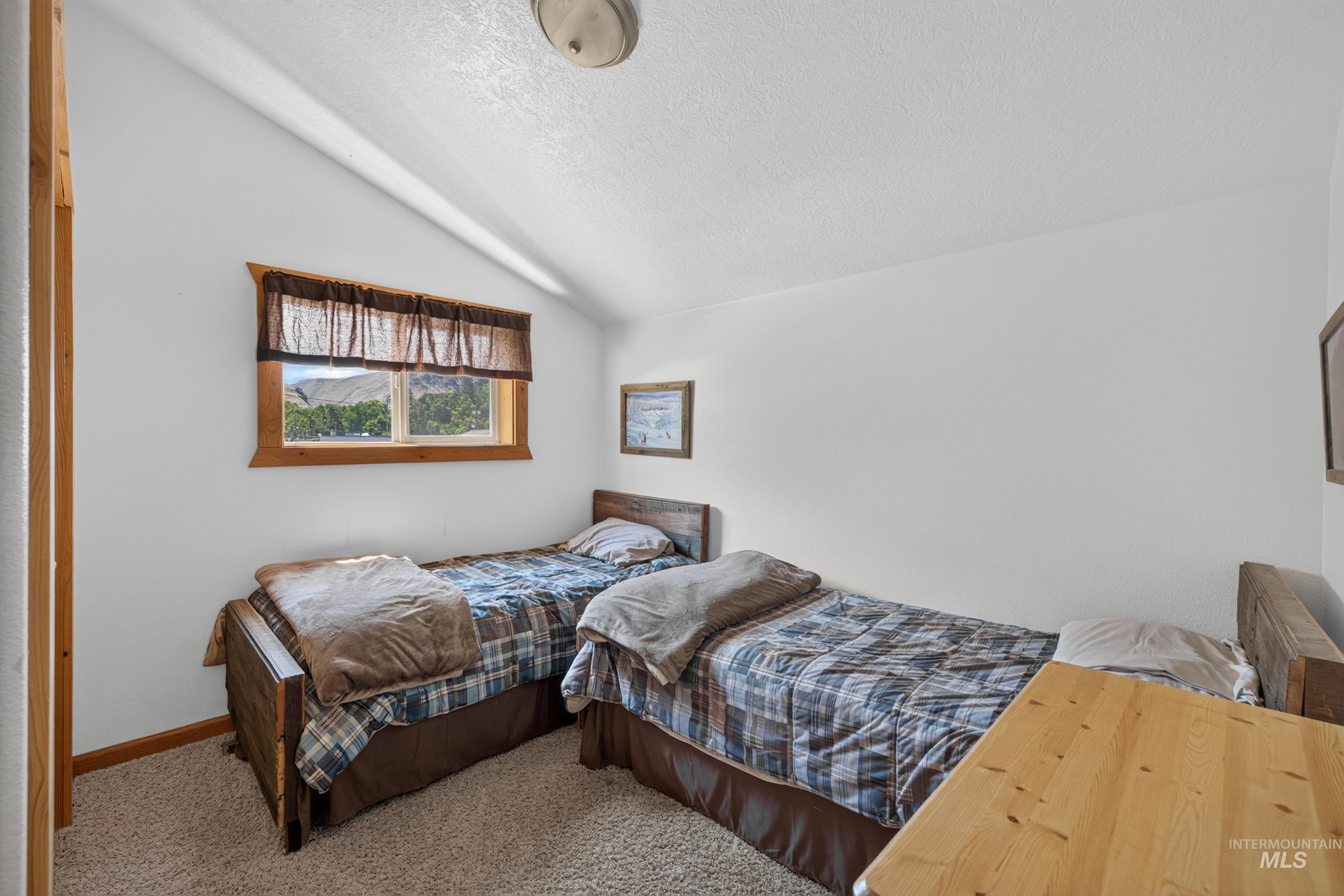 302 Berger Street, Riggins, Idaho 83549, 3 Bedrooms, 3 Bathrooms, Residential Income For Sale, Price $949,900, 98993625