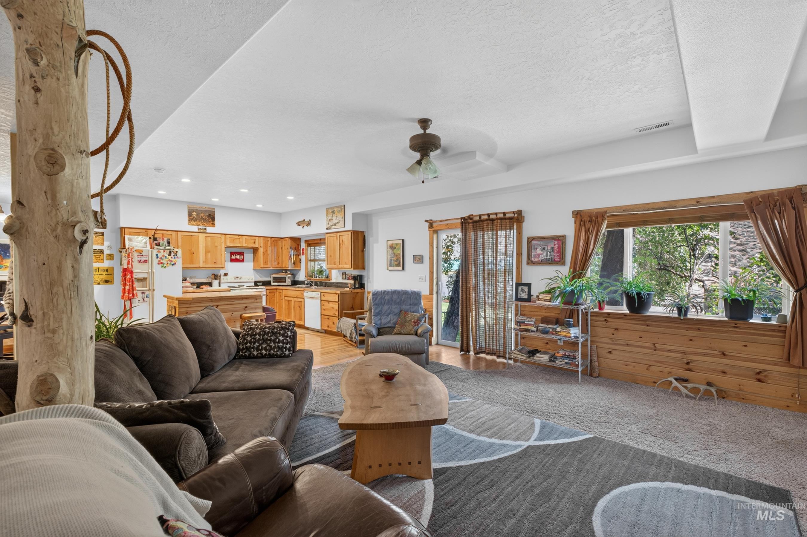302 Berger Street, Riggins, Idaho 83549, 3 Bedrooms, 3 Bathrooms, Residential Income For Sale, Price $949,900, 98993625