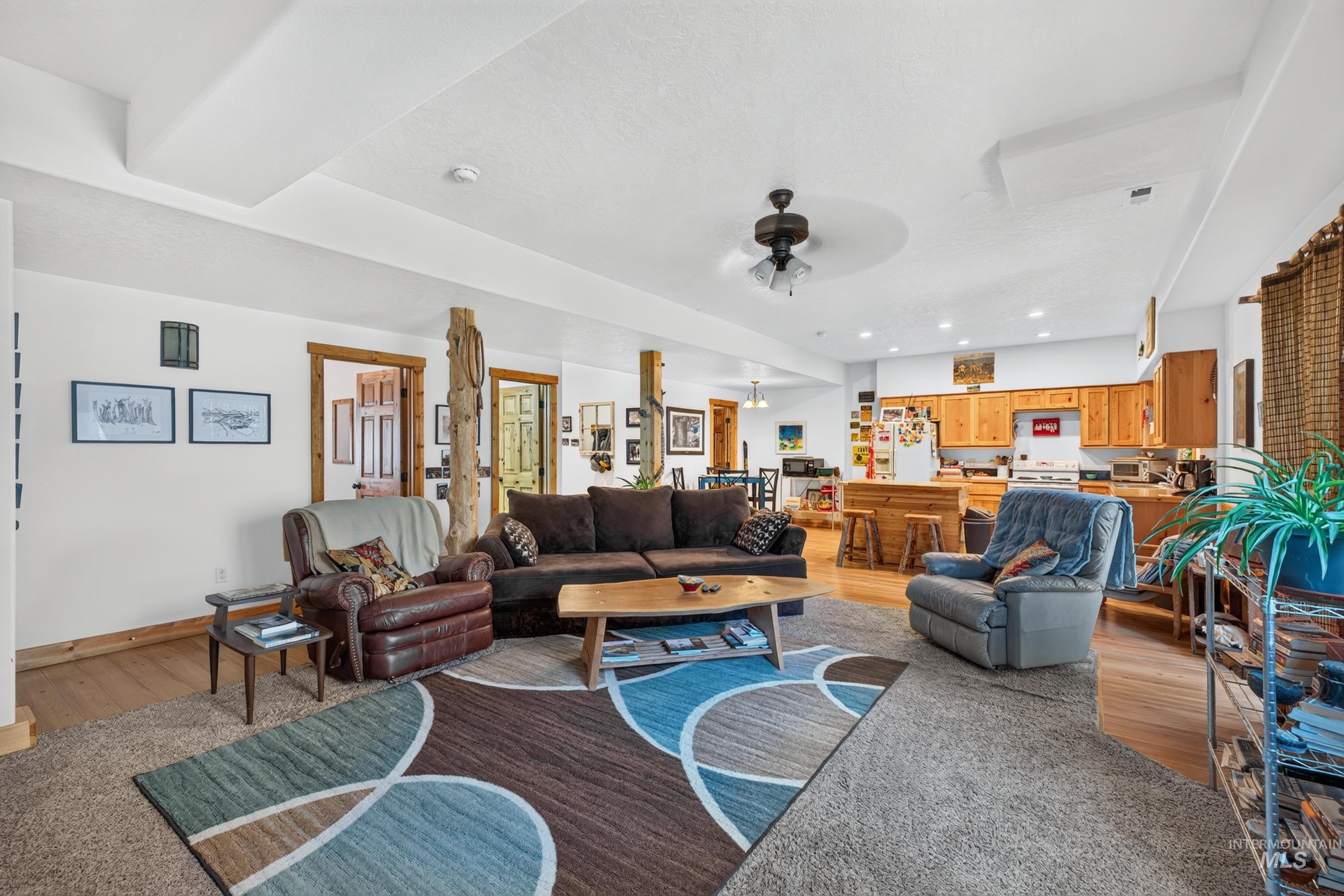 302 Berger Street, Riggins, Idaho 83549, 3 Bedrooms, 3 Bathrooms, Residential Income For Sale, Price $949,900, 98993625