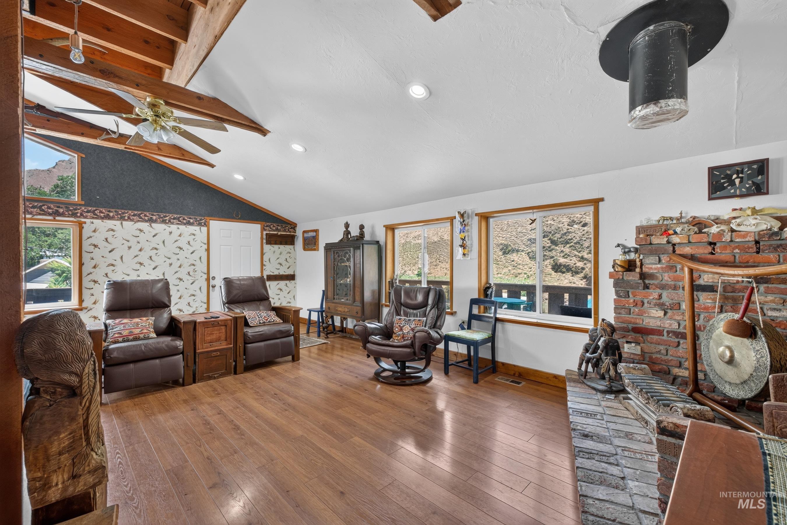 302 Berger Street, Riggins, Idaho 83549, 3 Bedrooms, 3 Bathrooms, Residential Income For Sale, Price $949,900, 98993625