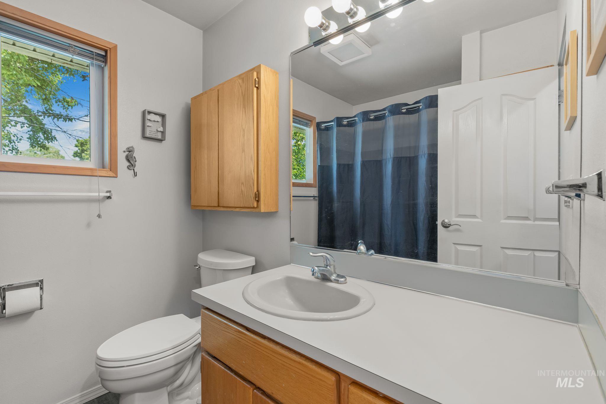 916 Cedar Dr, Lewiston, Idaho 83501, 3 Bedrooms, 2 Bathrooms, Residential For Sale, Price $469,000,MLS 98993626