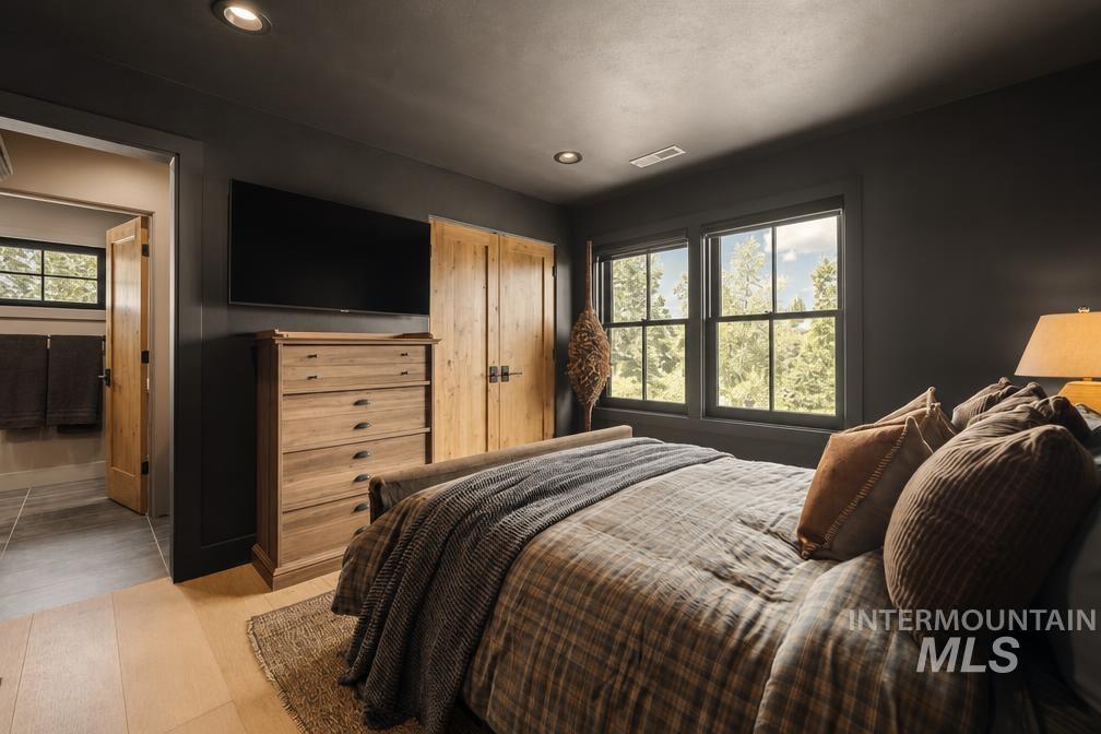 11 Larkspur, McCall, Idaho 83638, 4 Bedrooms, 3.5 Bathrooms, Residential For Sale, Price $1,850,000, 98993628