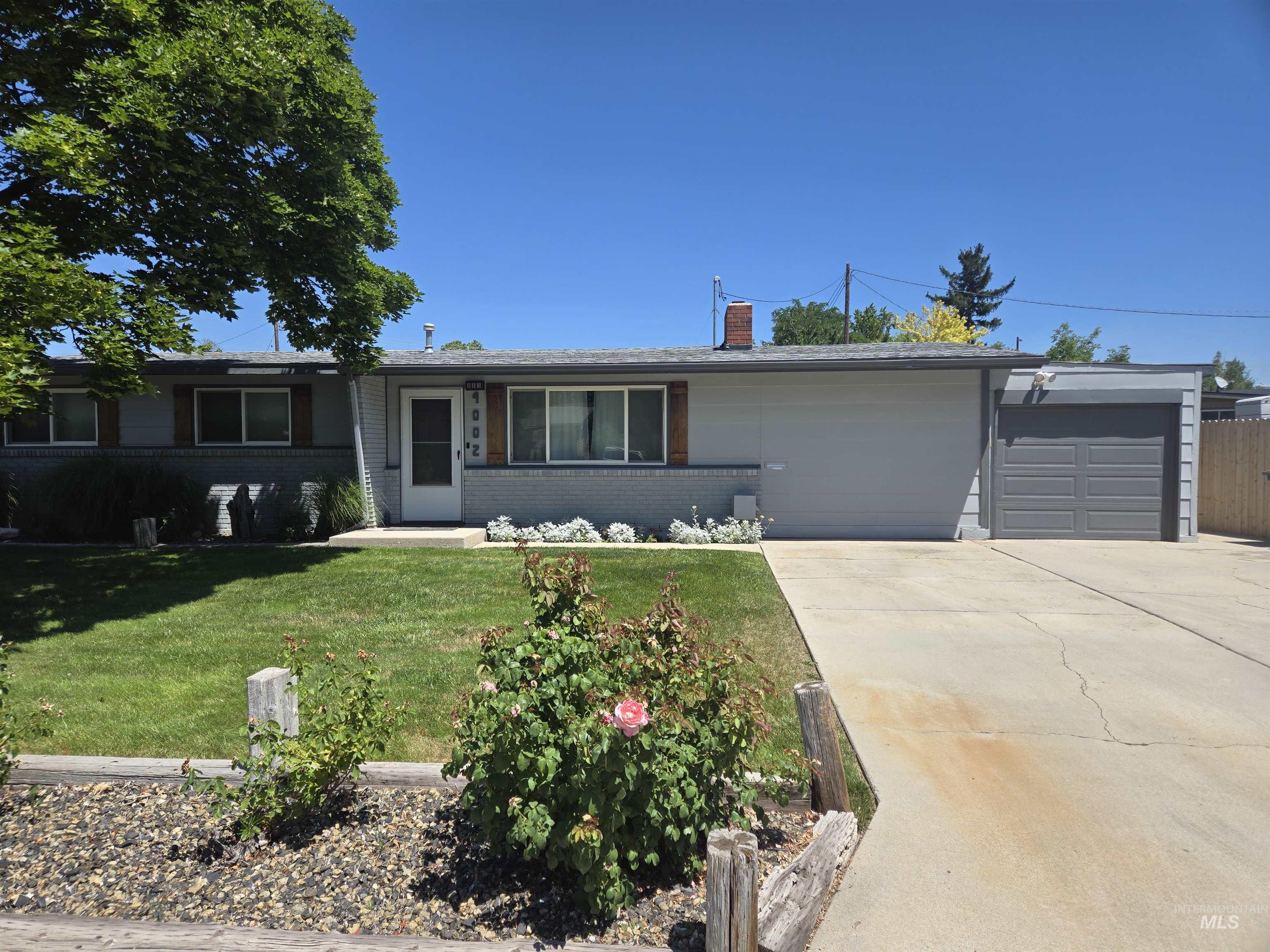 4002 W Normandie Dr., Boise, Idaho 83705, 3 Bedrooms, 1 Bathroom, Residential For Sale, Price $479,900,MLS 98993629