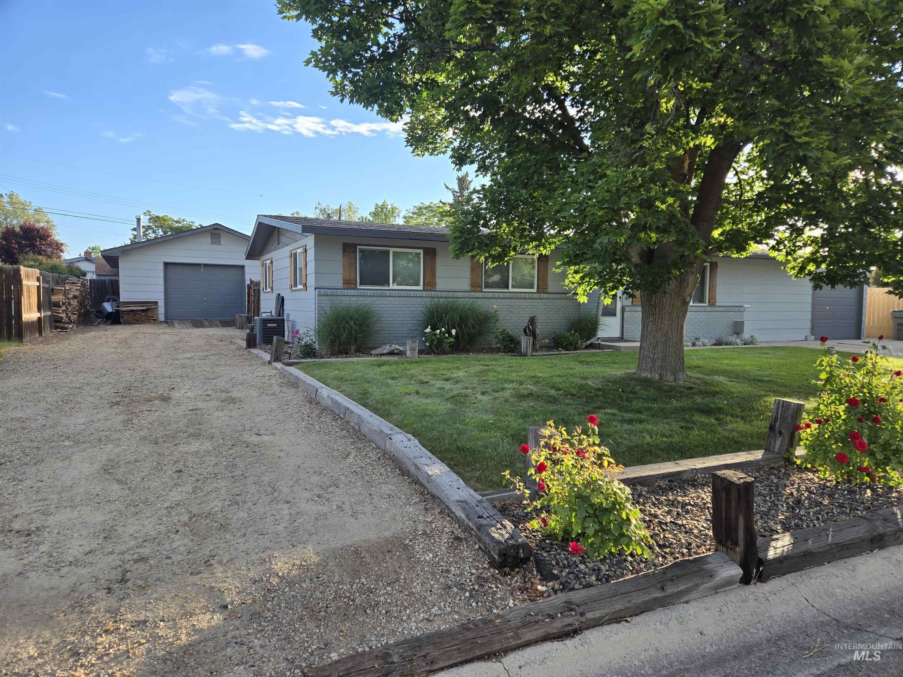 4002 W Normandie Dr., Boise, Idaho 83705, 3 Bedrooms, 1 Bathroom, Residential For Sale, Price $479,900,MLS 98993629