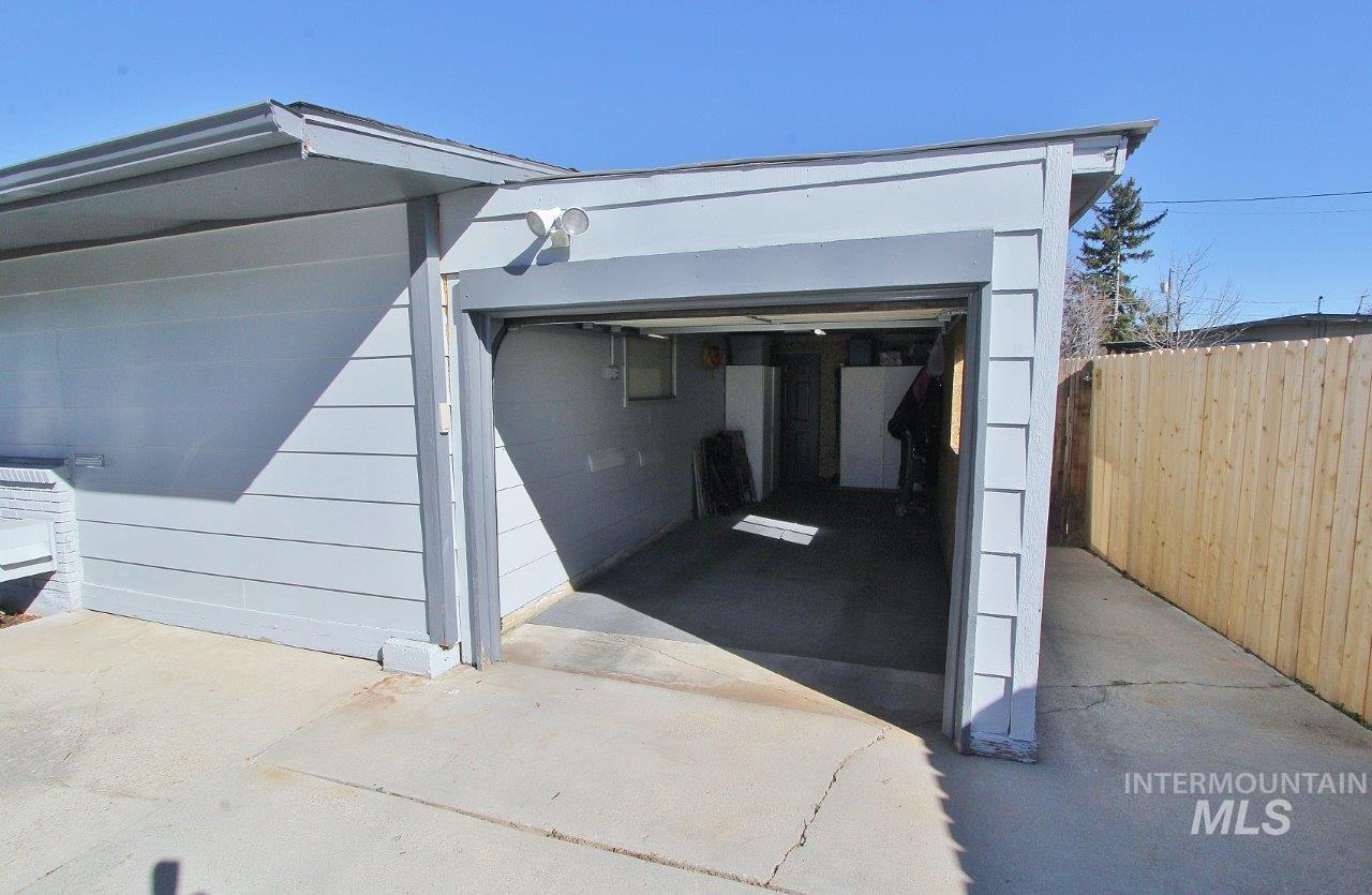 4002 W Normandie Dr., Boise, Idaho 83705, 3 Bedrooms, 1 Bathroom, Residential For Sale, Price $479,900,MLS 98993629