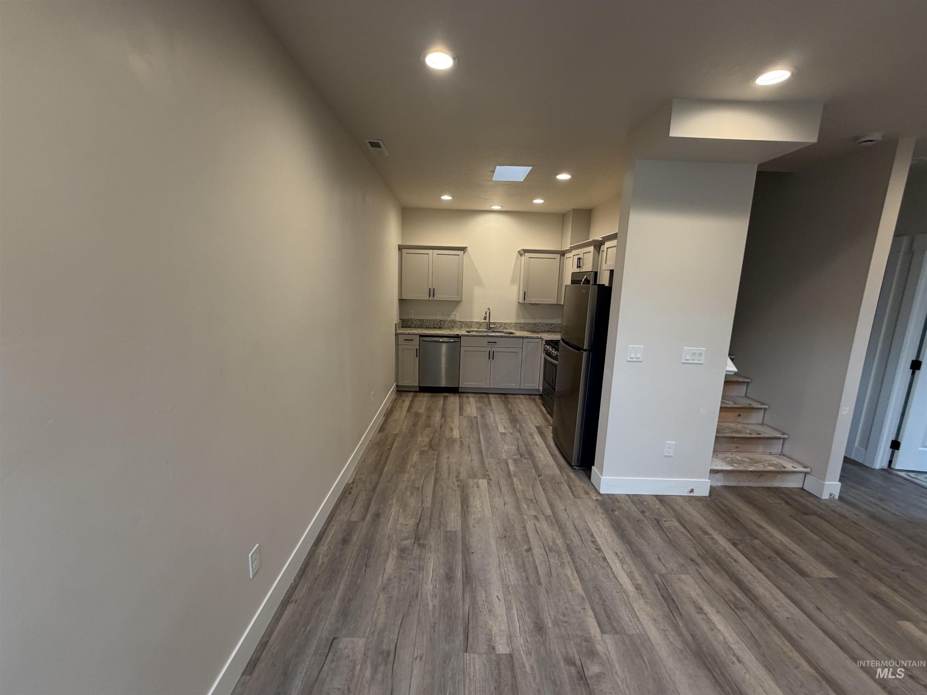 1475 N Bluffs Ridge Lane, Boise, Idaho 83704, 3 Bedrooms, 2 Bathrooms, Residential For Sale, Price $334,000,MLS 98993631