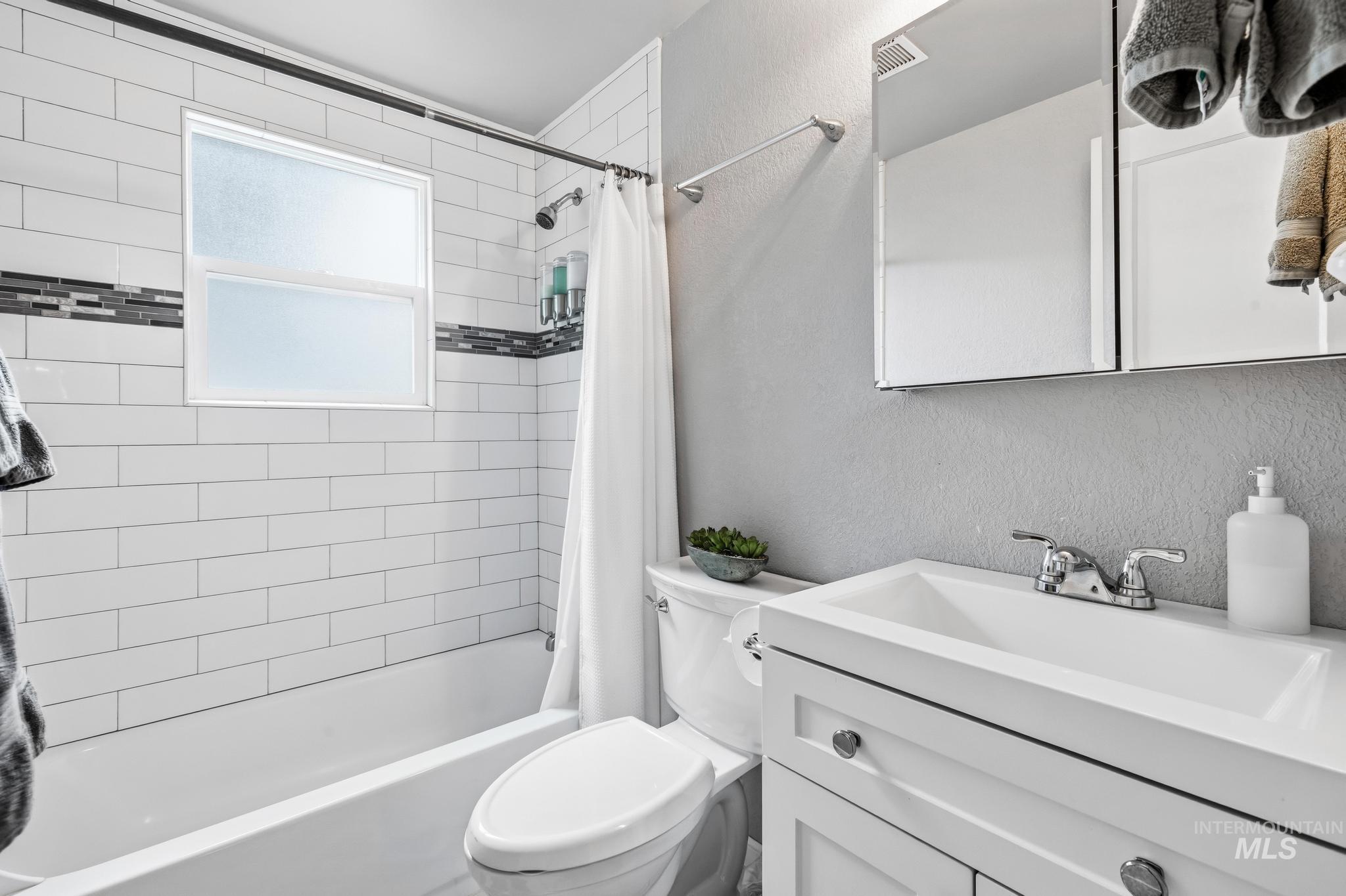 5024 W Albion St, Boise, Idaho 83705, 2 Bedrooms, 1 Bathroom, Residential For Sale, Price $374,900, 98993632