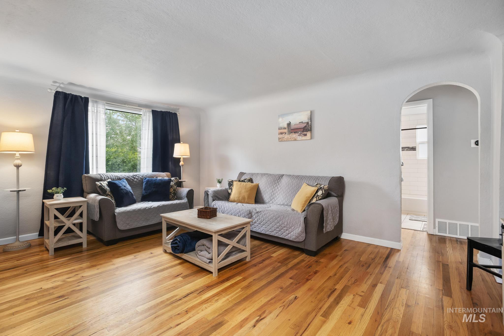 5024 W Albion St, Boise, Idaho 83705, 2 Bedrooms, 1 Bathroom, Residential For Sale, Price $374,900, 98993632