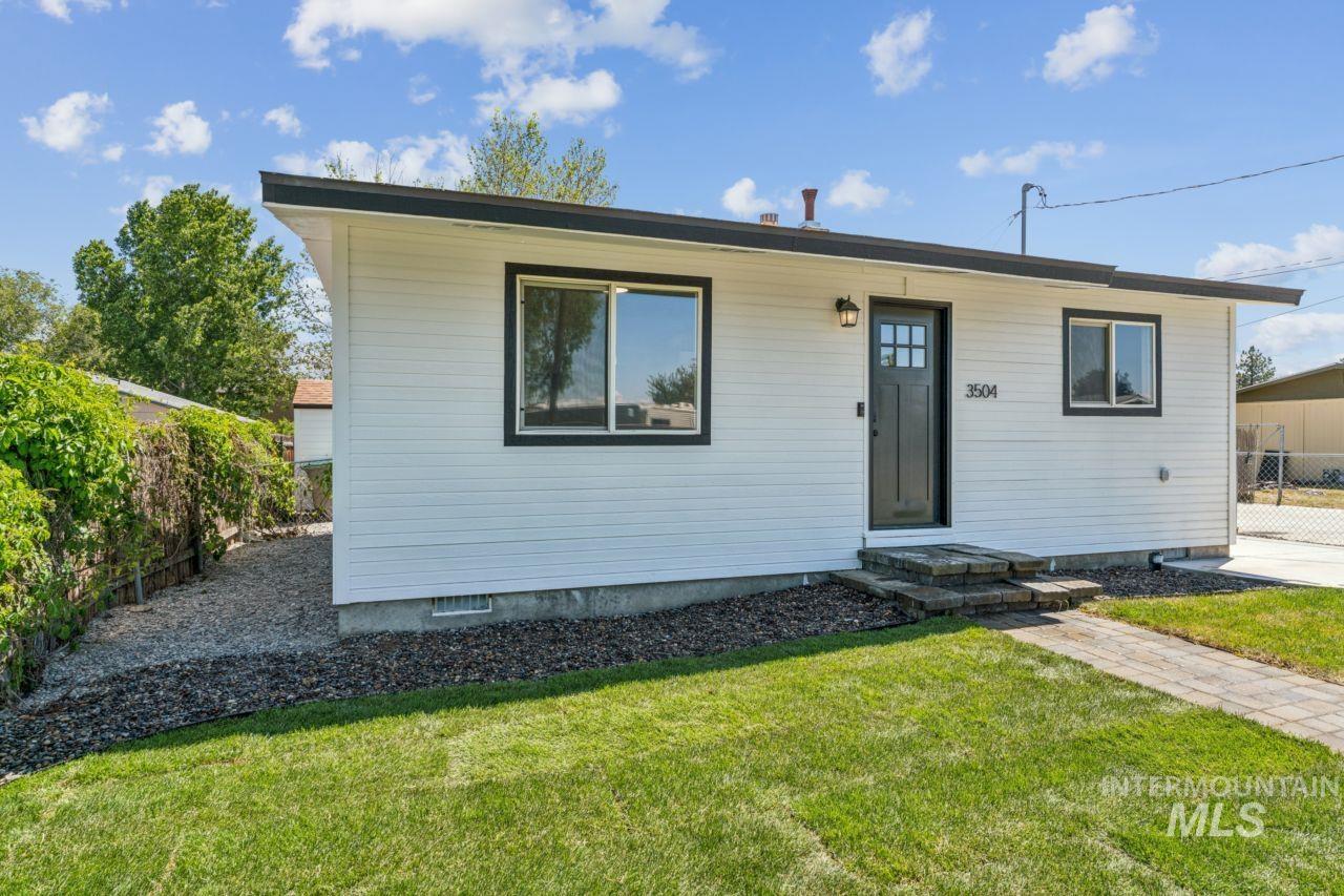 3504 N Jackie Ln, Boise, Idaho 83704, 2 Bedrooms, 1 Bathroom, Residential For Sale, Price $349,000, 98993633