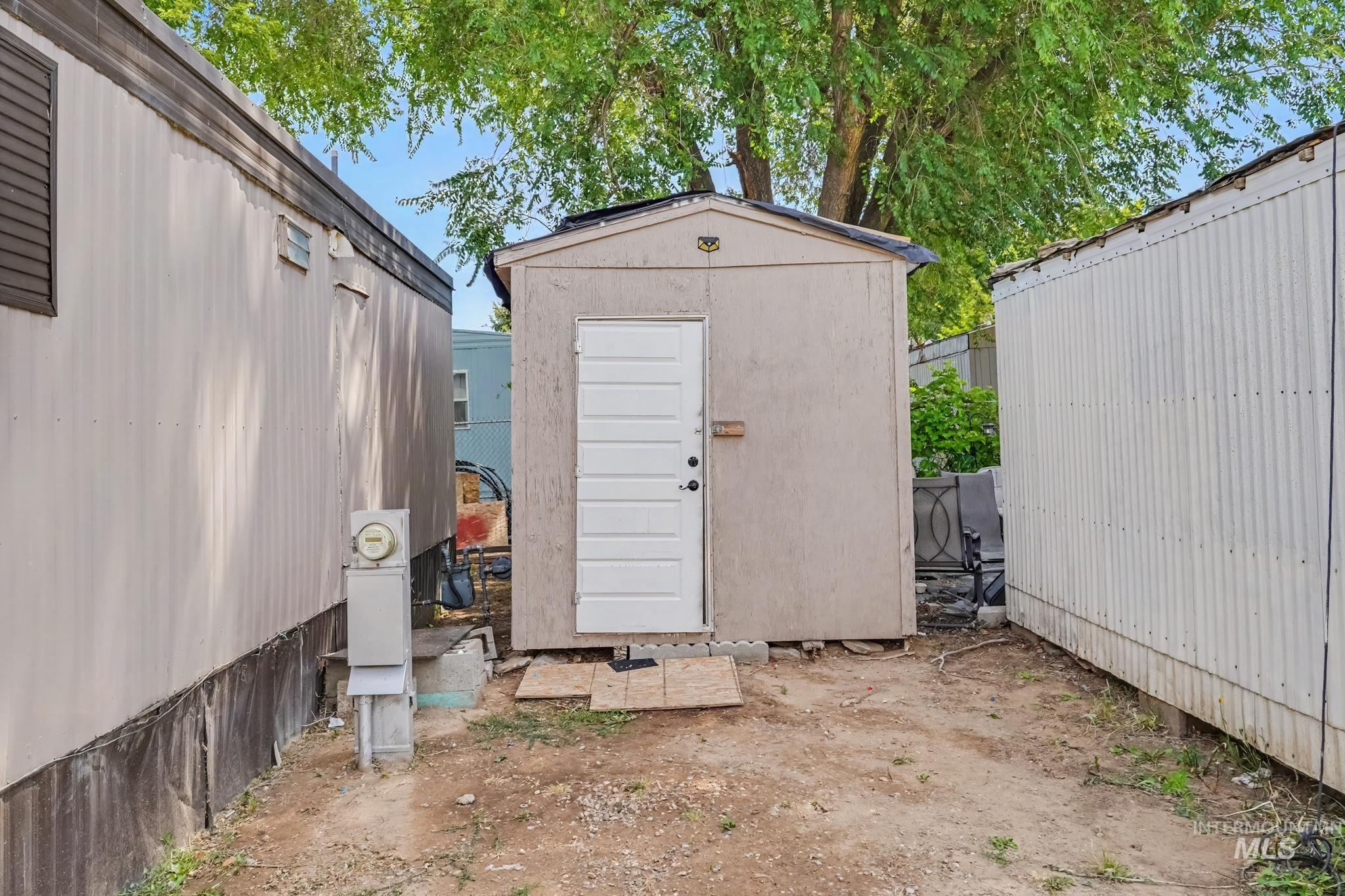 1410 W. Flamingo Avenue, Nampa, Idaho 83651, 2 Bedrooms, 1 Bathroom, Residential For Sale, Price $50,000, 98993636