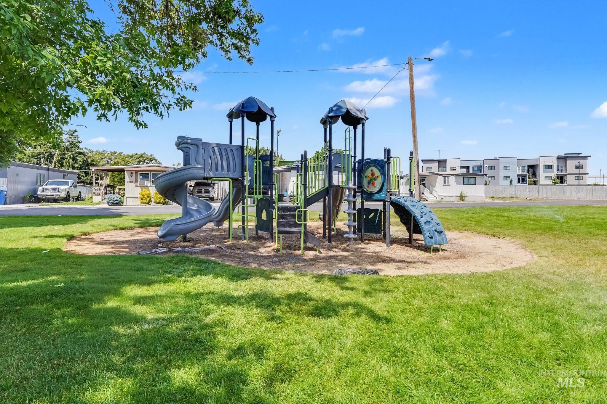 1410 W. Flamingo Avenue, Nampa, Idaho 83651, 2 Bedrooms, 1 Bathroom, Residential For Sale, Price $50,000, 98993636