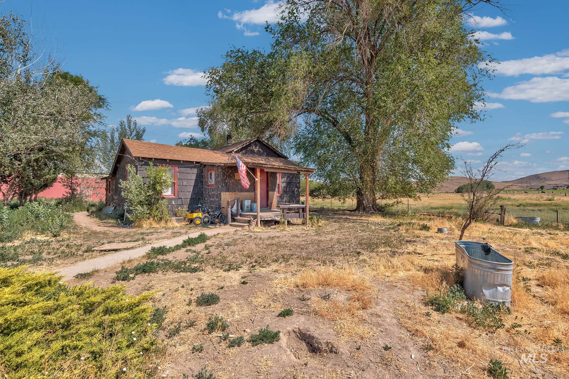 2894 Little Valley Rd, Harper, Idaho 97906, 2 Bedrooms, 1 Bathroom, Farm & Ranch For Sale, Price $675,000,MLS 98993637