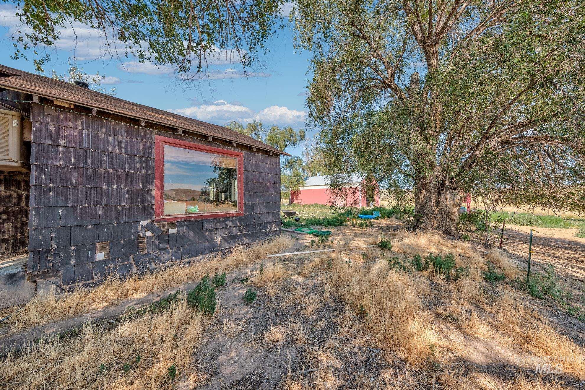 2894 Little Valley Rd, Harper, Idaho 97906, 2 Bedrooms, 1 Bathroom, Farm & Ranch For Sale, Price $675,000,MLS 98993637
