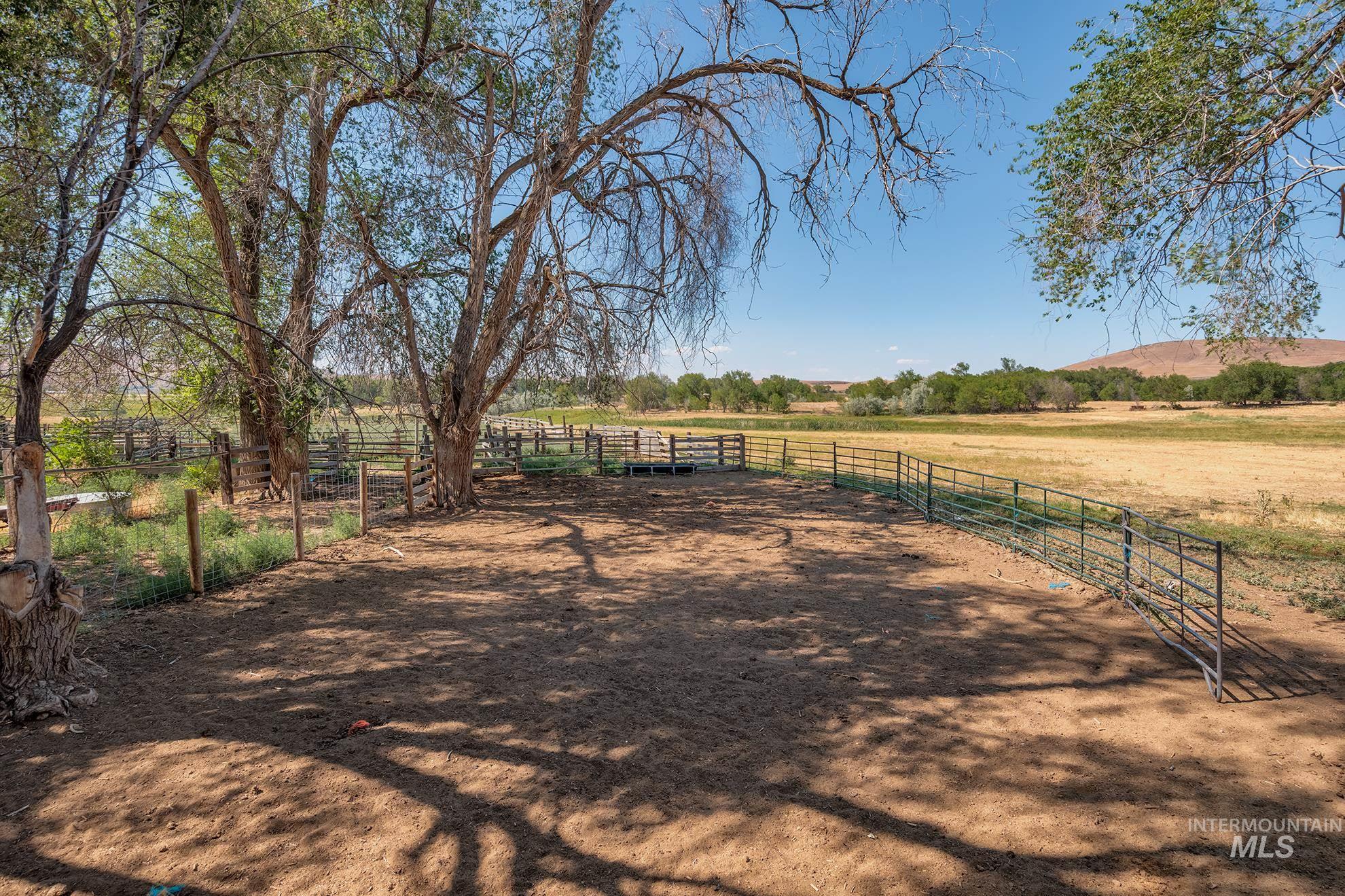 2894 Little Valley Rd, Harper, Idaho 97906, 2 Bedrooms, 1 Bathroom, Farm & Ranch For Sale, Price $675,000,MLS 98993637