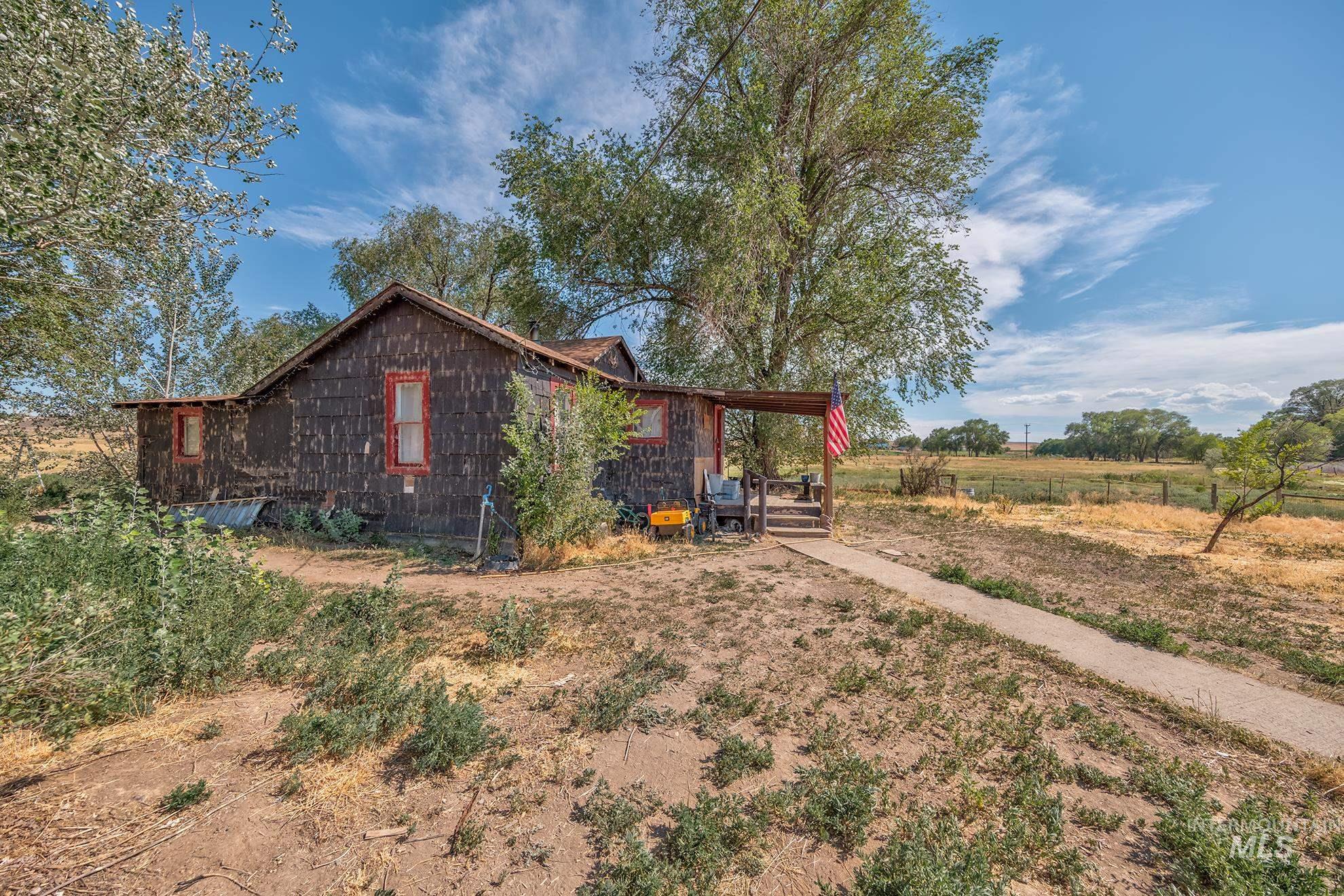2894 Little Valley Rd, Harper, Idaho 97906, 2 Bedrooms, 1 Bathroom, Farm & Ranch For Sale, Price $675,000,MLS 98993637