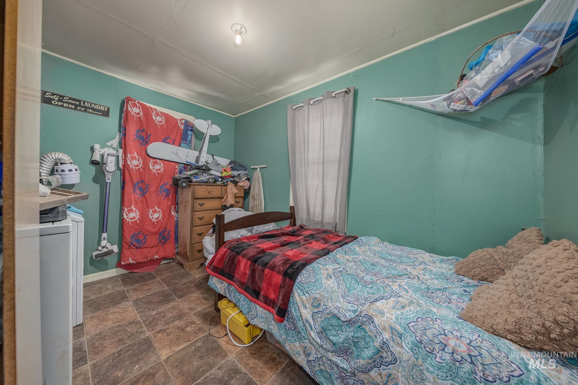 2894 Little Valley Rd, Harper, Idaho 97906, 2 Bedrooms, 1 Bathroom, Farm & Ranch For Sale, Price $675,000,MLS 98993637