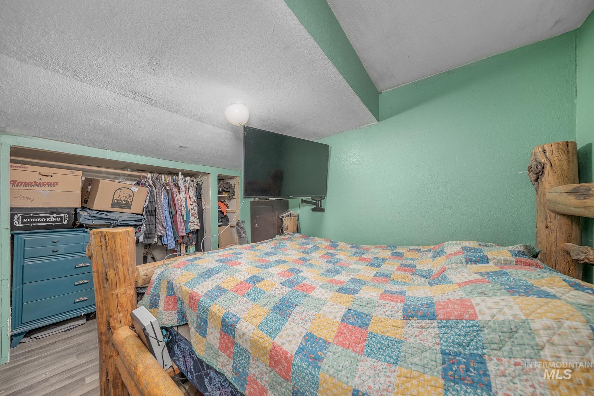 2894 Little Valley Rd, Harper, Idaho 97906, 2 Bedrooms, 1 Bathroom, Farm & Ranch For Sale, Price $675,000,MLS 98993637