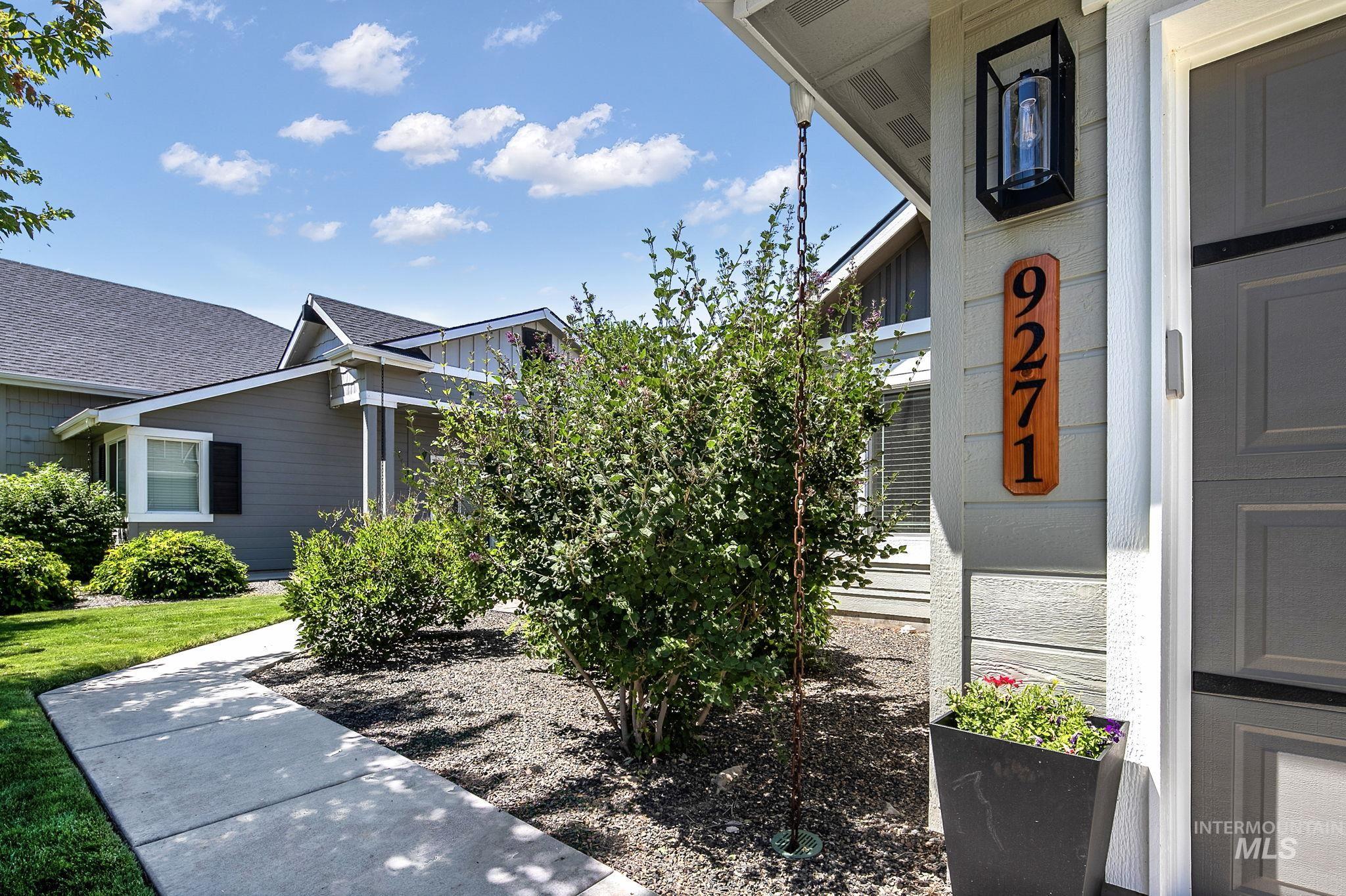 9271 S Copeland way, Kuna, Idaho 83634, 4 Bedrooms, 2 Bathrooms, Residential For Sale, Price $475,000, 98993640