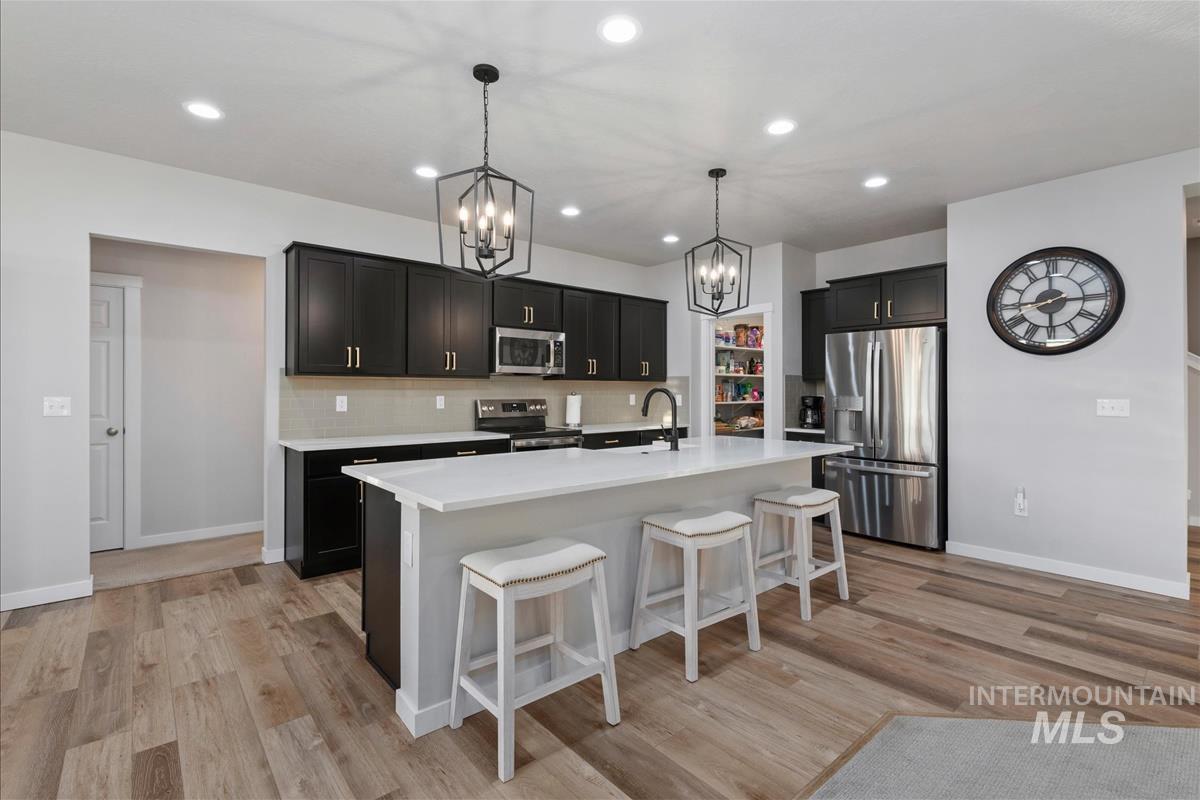 15451 Lutsen Ave, Caldwell, Idaho 83607, 4 Bedrooms, 2 Bathrooms, Residential For Sale, Price $529,900, 98993641