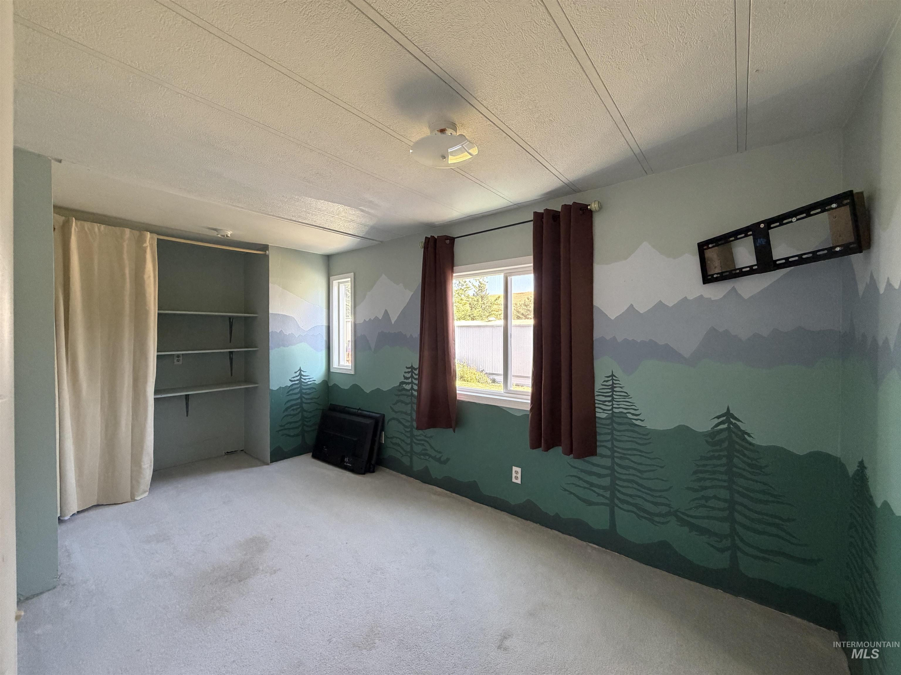 411 N Almon, Moscow, Idaho 83843, 2 Bedrooms, 1 Bathroom, Residential For Sale, Price $59,000, 98993642