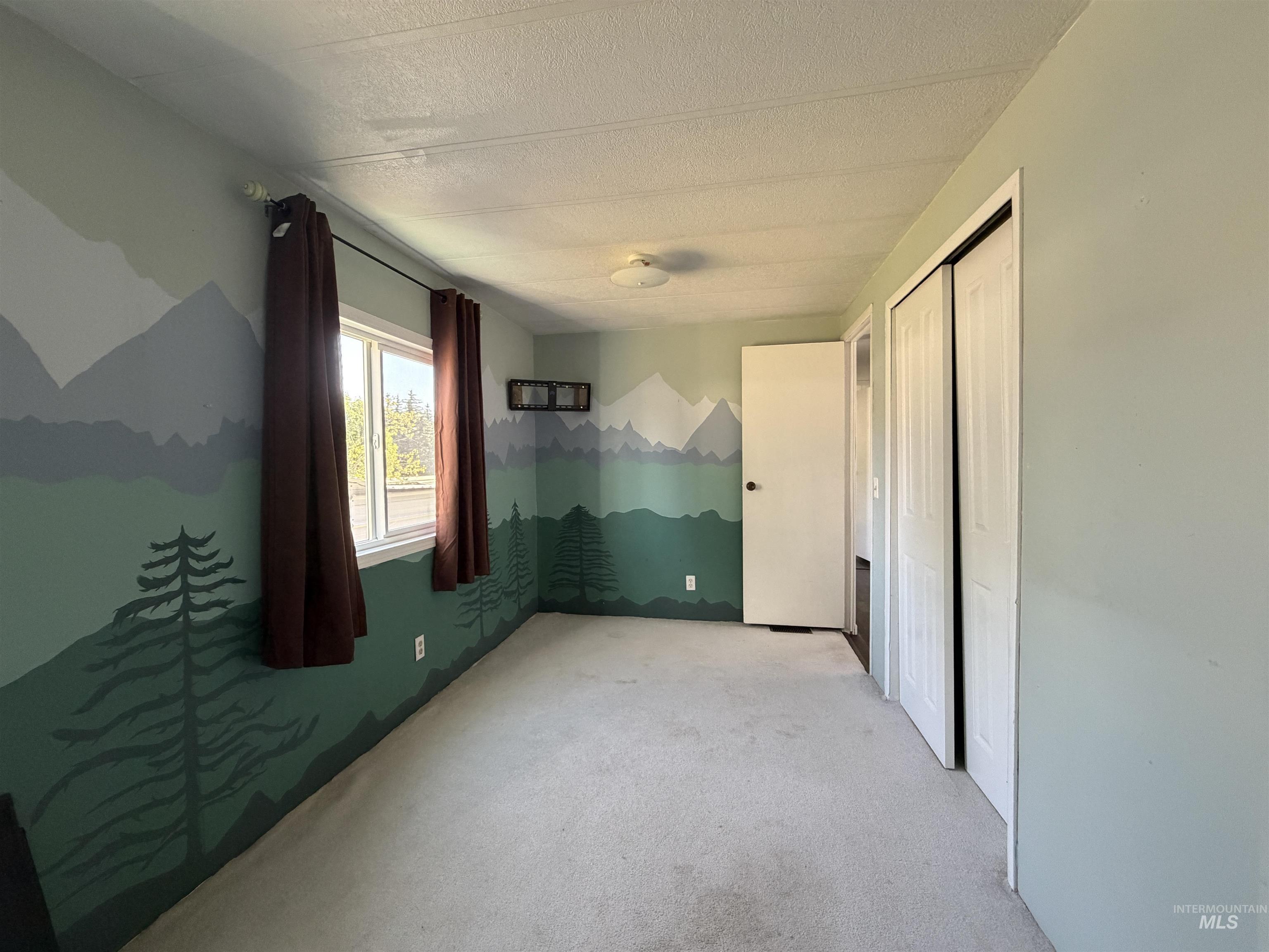411 N Almon, Moscow, Idaho 83843, 2 Bedrooms, 1 Bathroom, Residential For Sale, Price $59,000, 98993642