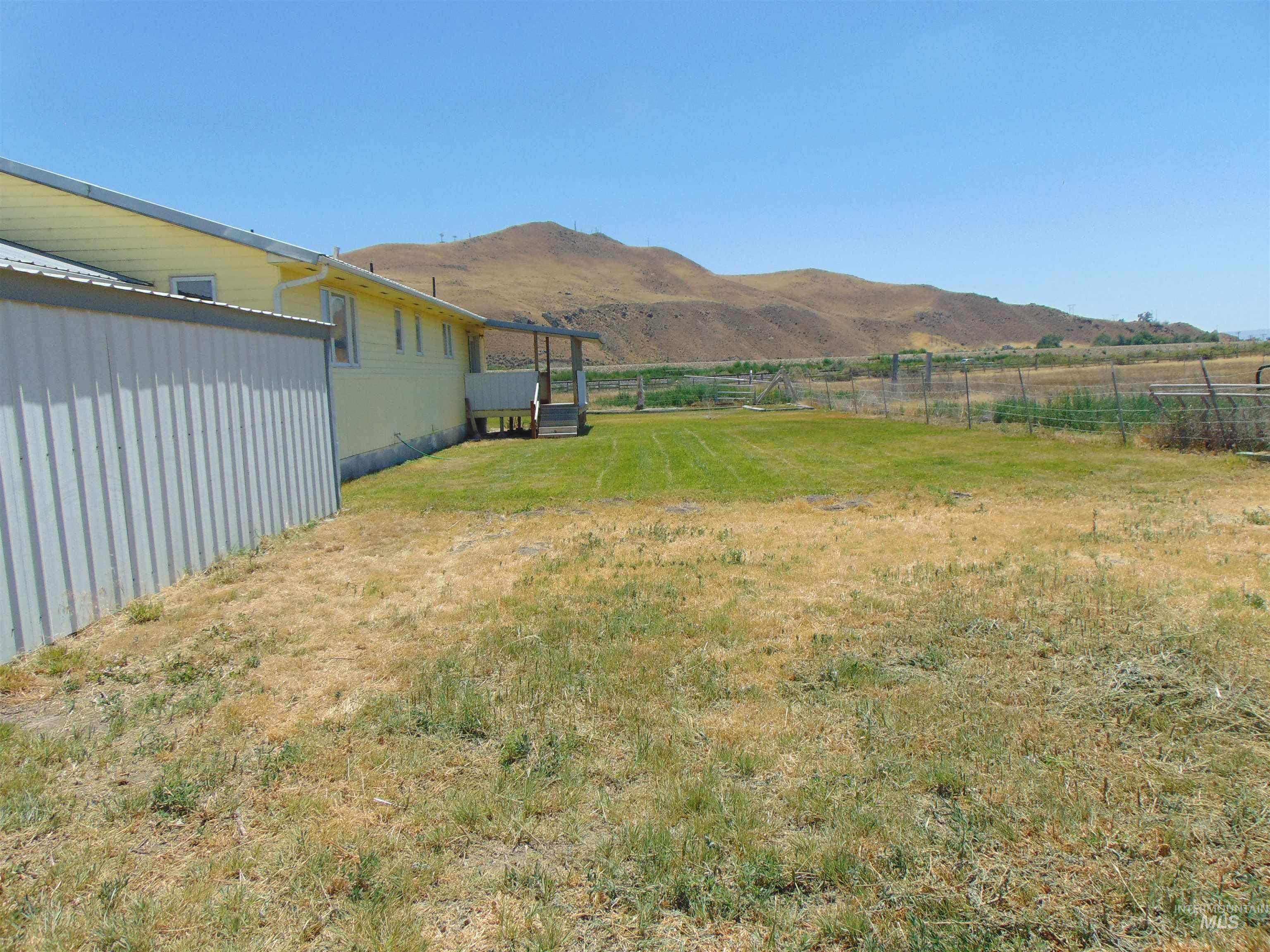 3855 Saddlehorn Lane, Vale, Oregon 97918, 3 Bedrooms, 2 Bathrooms, Residential For Sale, Price $425,000, 98993645