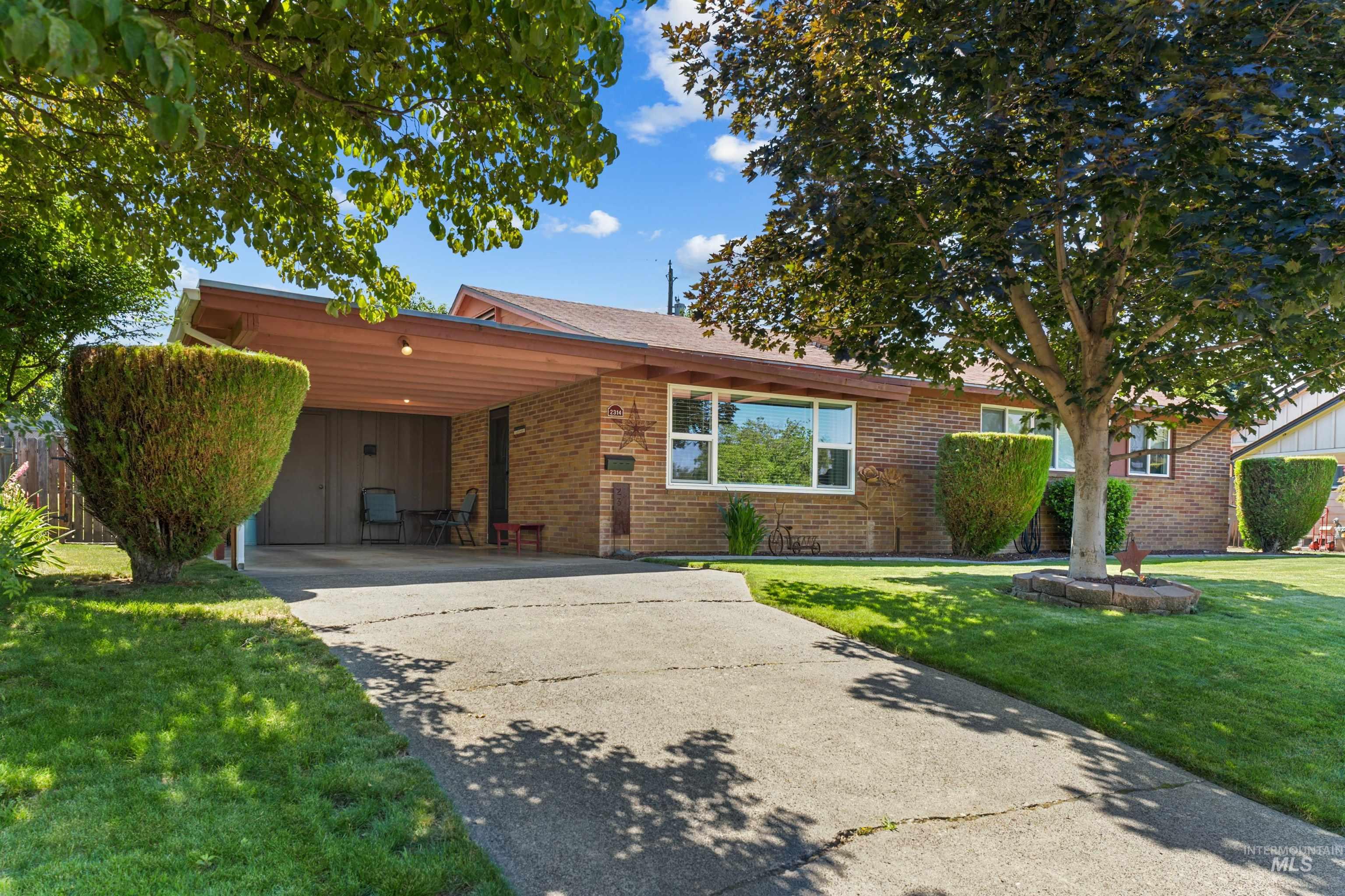 2314 9th Ave, Lewiston, Idaho 83501, 3 Bedrooms, 1 Bathroom, Residential For Sale, Price $360,000, 98993646