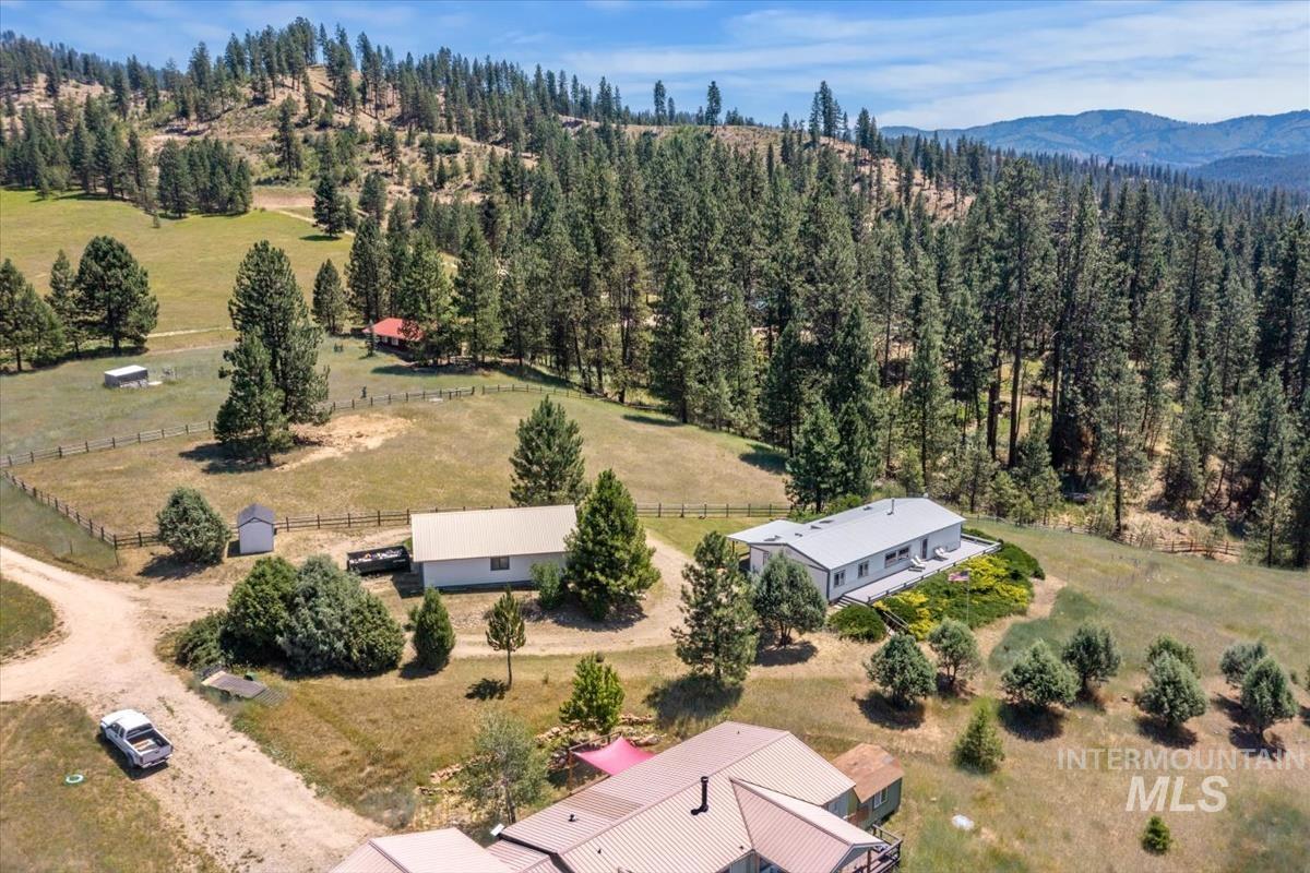 23 Woodland Dr, Garden Valley, Idaho 83622, 3 Bedrooms, 2 Bathrooms, Residential For Sale, Price $515,000, 98993647