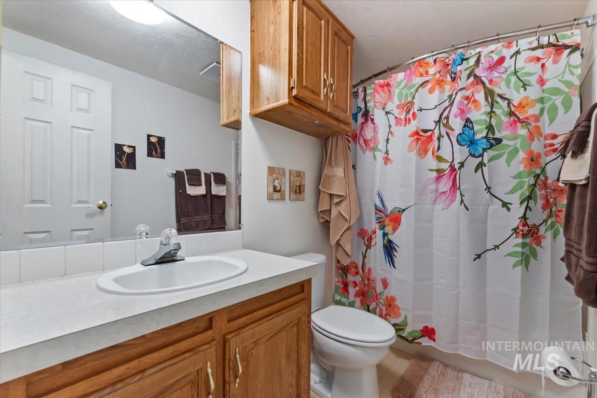 23 Woodland Dr, Garden Valley, Idaho 83622, 3 Bedrooms, 2 Bathrooms, Residential For Sale, Price $515,000, 98993647