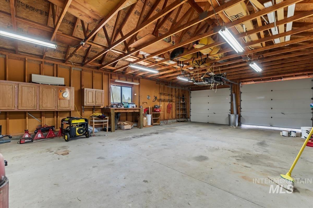 23 Woodland Dr, Garden Valley, Idaho 83622, 3 Bedrooms, 2 Bathrooms, Residential For Sale, Price $515,000, 98993647