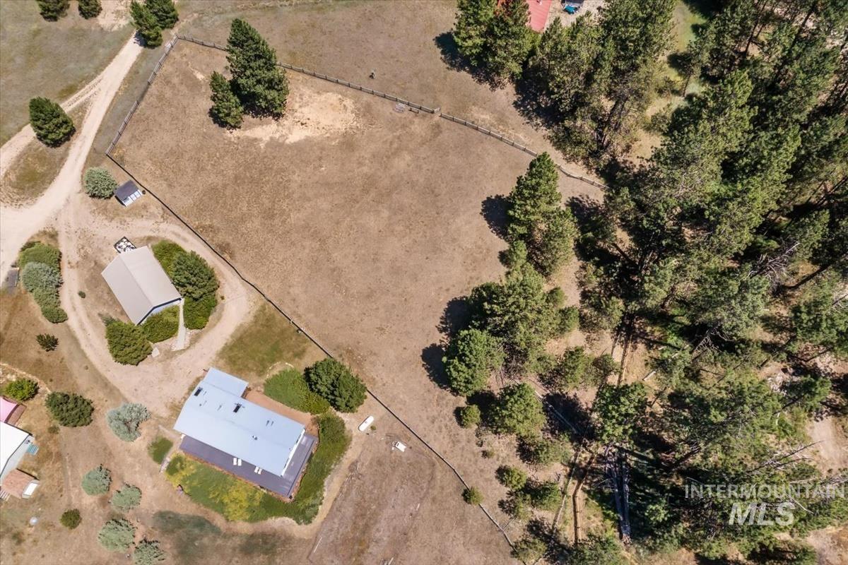 23 Woodland Dr, Garden Valley, Idaho 83622, 3 Bedrooms, 2 Bathrooms, Residential For Sale, Price $515,000, 98993647