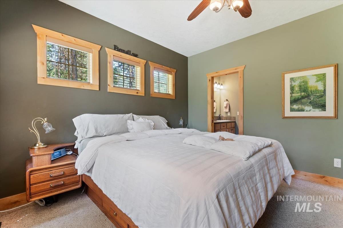 20 Shadow Rd, Garden Valley, Idaho 83622, 3 Bedrooms, 2.5 Bathrooms, Residential For Sale, Price $710,000, 98993648