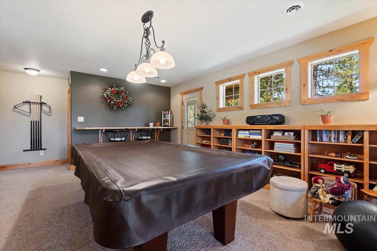 20 Shadow Rd, Garden Valley, Idaho 83622, 3 Bedrooms, 2.5 Bathrooms, Residential For Sale, Price $710,000, 98993648