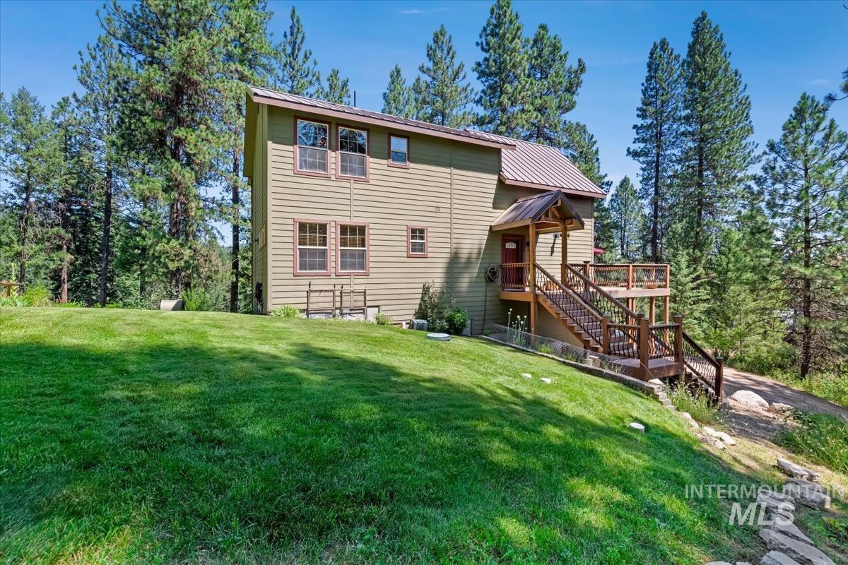 20 Shadow Rd, Garden Valley, Idaho 83622, 3 Bedrooms, 2.5 Bathrooms, Residential For Sale, Price $710,000, 98993648