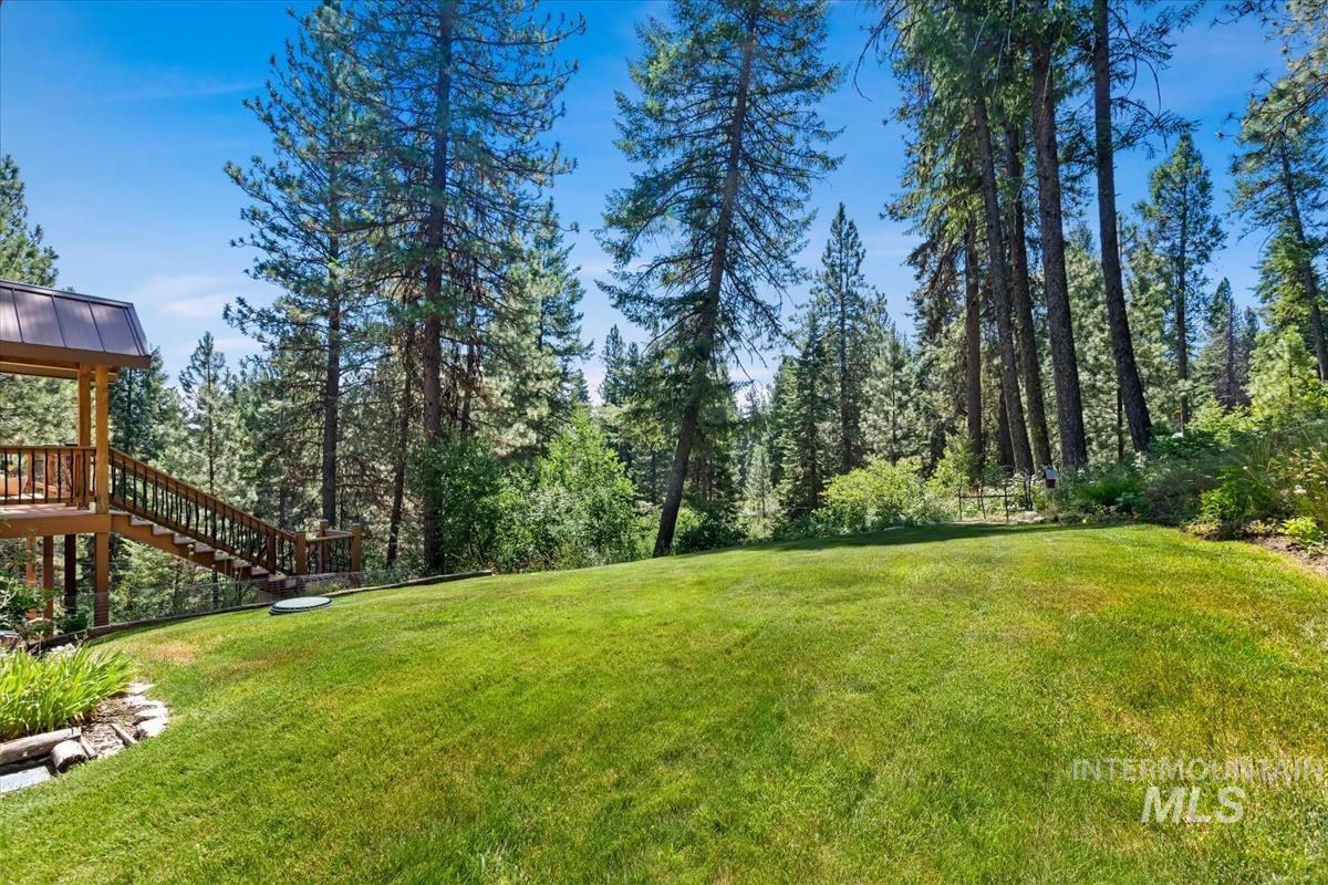 20 Shadow Rd, Garden Valley, Idaho 83622, 3 Bedrooms, 2.5 Bathrooms, Residential For Sale, Price $710,000, 98993648