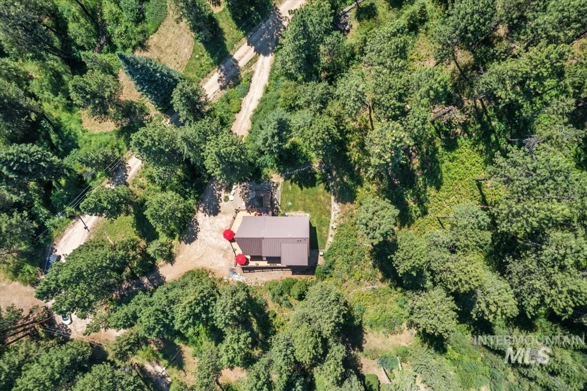 20 Shadow Rd, Garden Valley, Idaho 83622, 3 Bedrooms, 2.5 Bathrooms, Residential For Sale, Price $710,000, 98993648