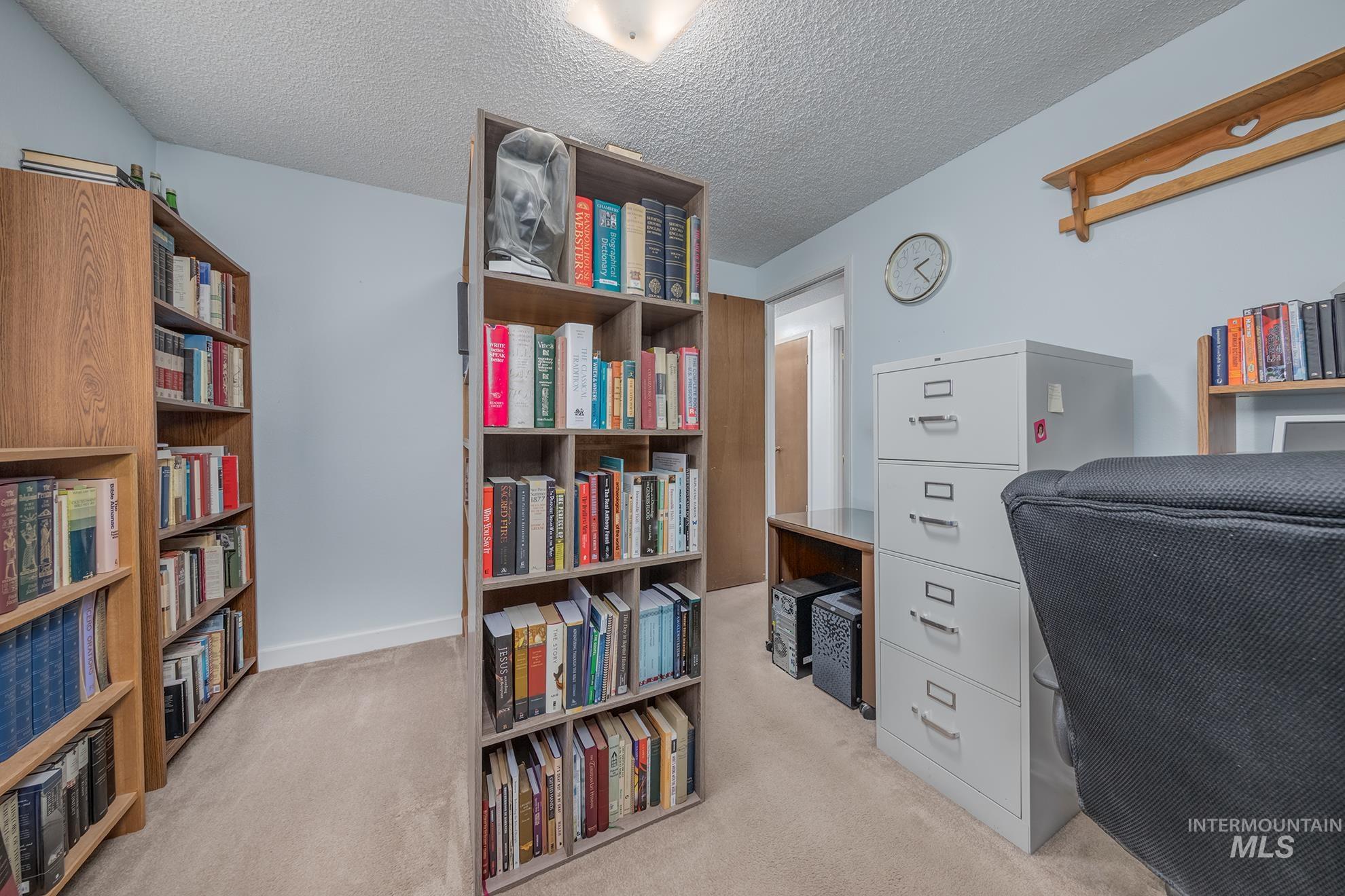480 NW 16th St, Ontario, Oregon 97914, 3 Bedrooms, 2 Bathrooms, Residential For Sale, Price $285,900, 98993649