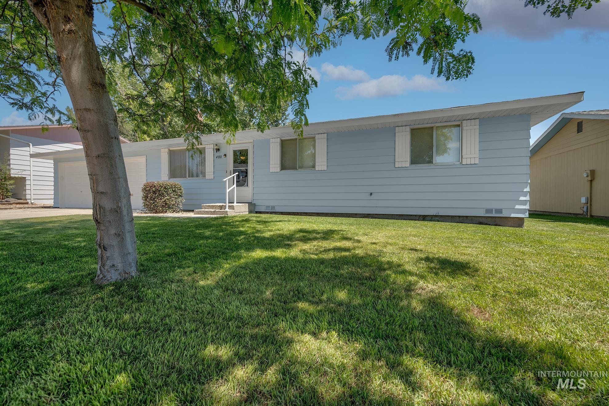 480 NW 16th St, Ontario, Oregon 97914, 3 Bedrooms, 2 Bathrooms, Residential For Sale, Price $285,900, 98993649