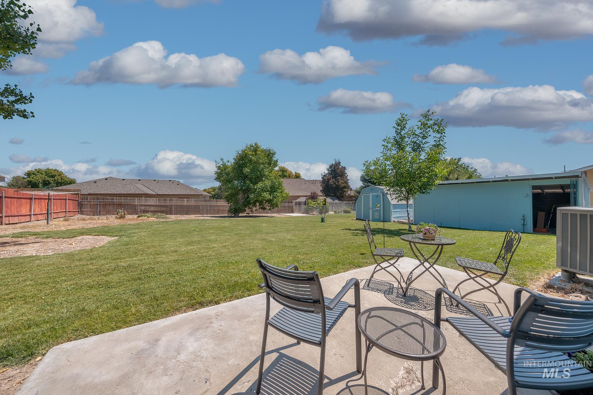 480 NW 16th St, Ontario, Oregon 97914, 3 Bedrooms, 2 Bathrooms, Residential For Sale, Price $285,900, 98993649