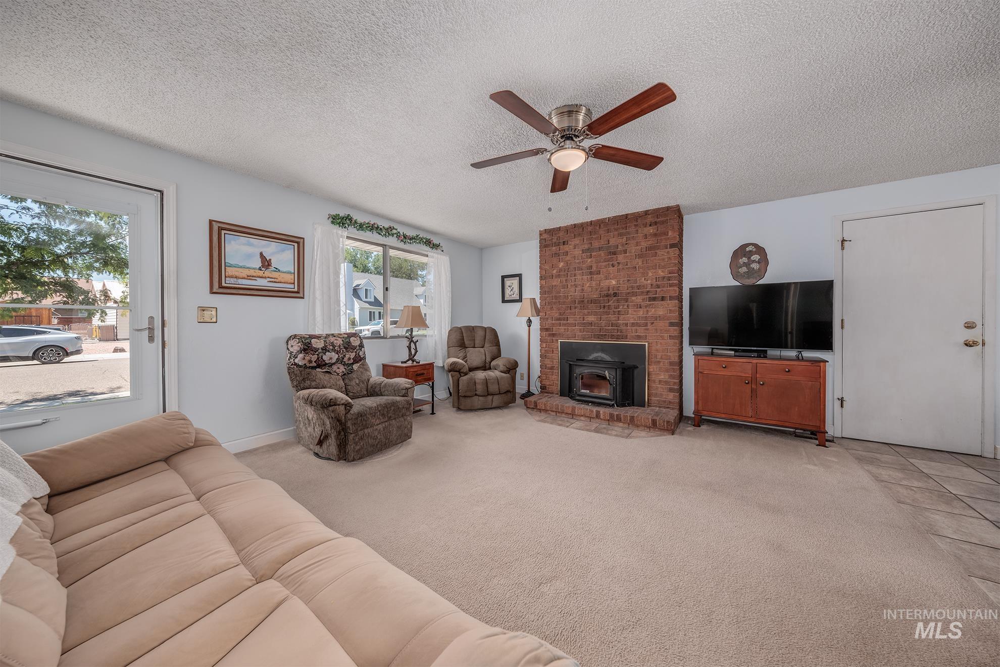 480 NW 16th St, Ontario, Oregon 97914, 3 Bedrooms, 2 Bathrooms, Residential For Sale, Price $285,900, 98993649
