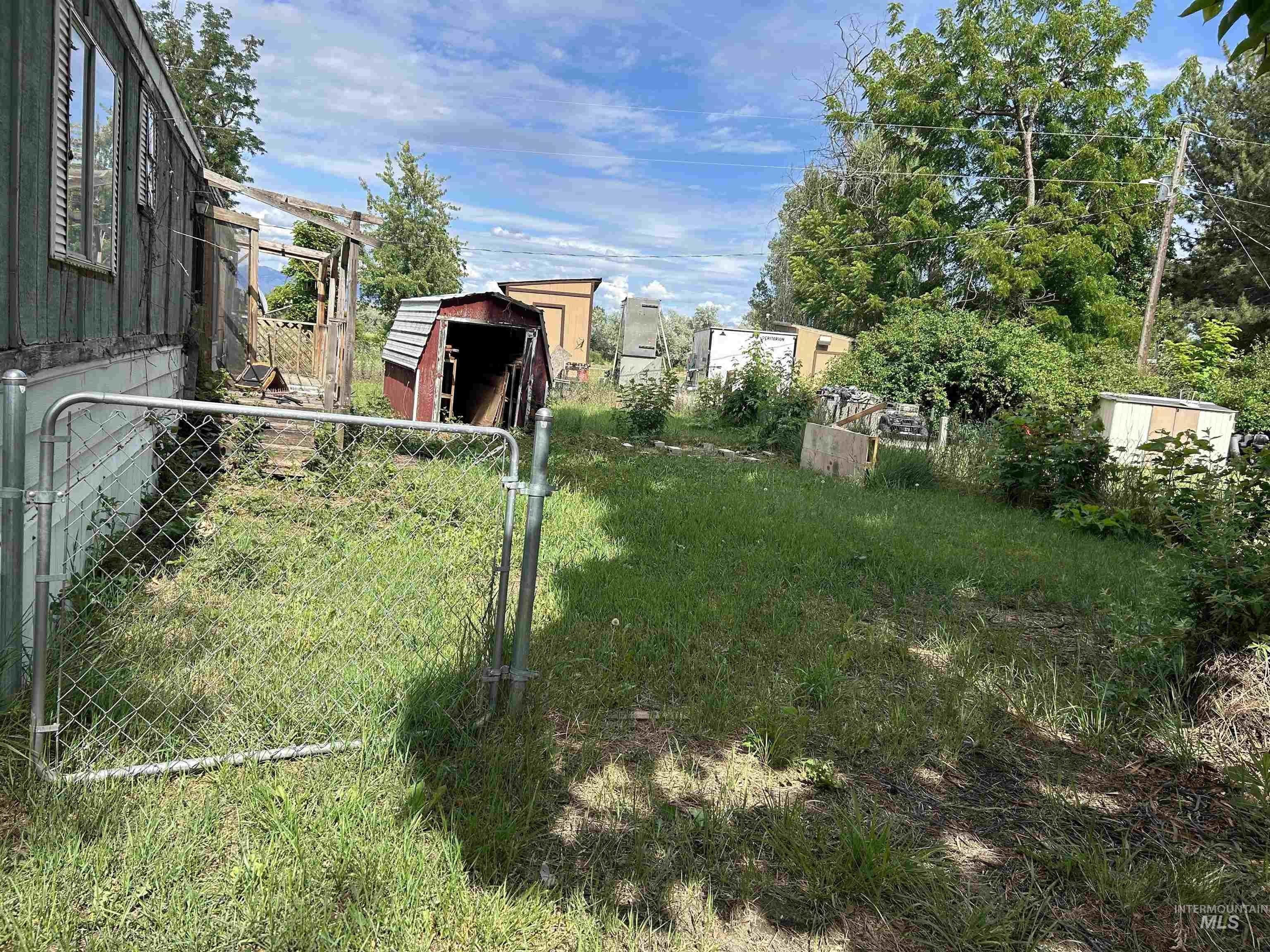 770 S Dolson Ln, Eagle, Idaho 83616, 3 Bedrooms, 2 Bathrooms, Residential For Sale, Price $49,900, 98993650