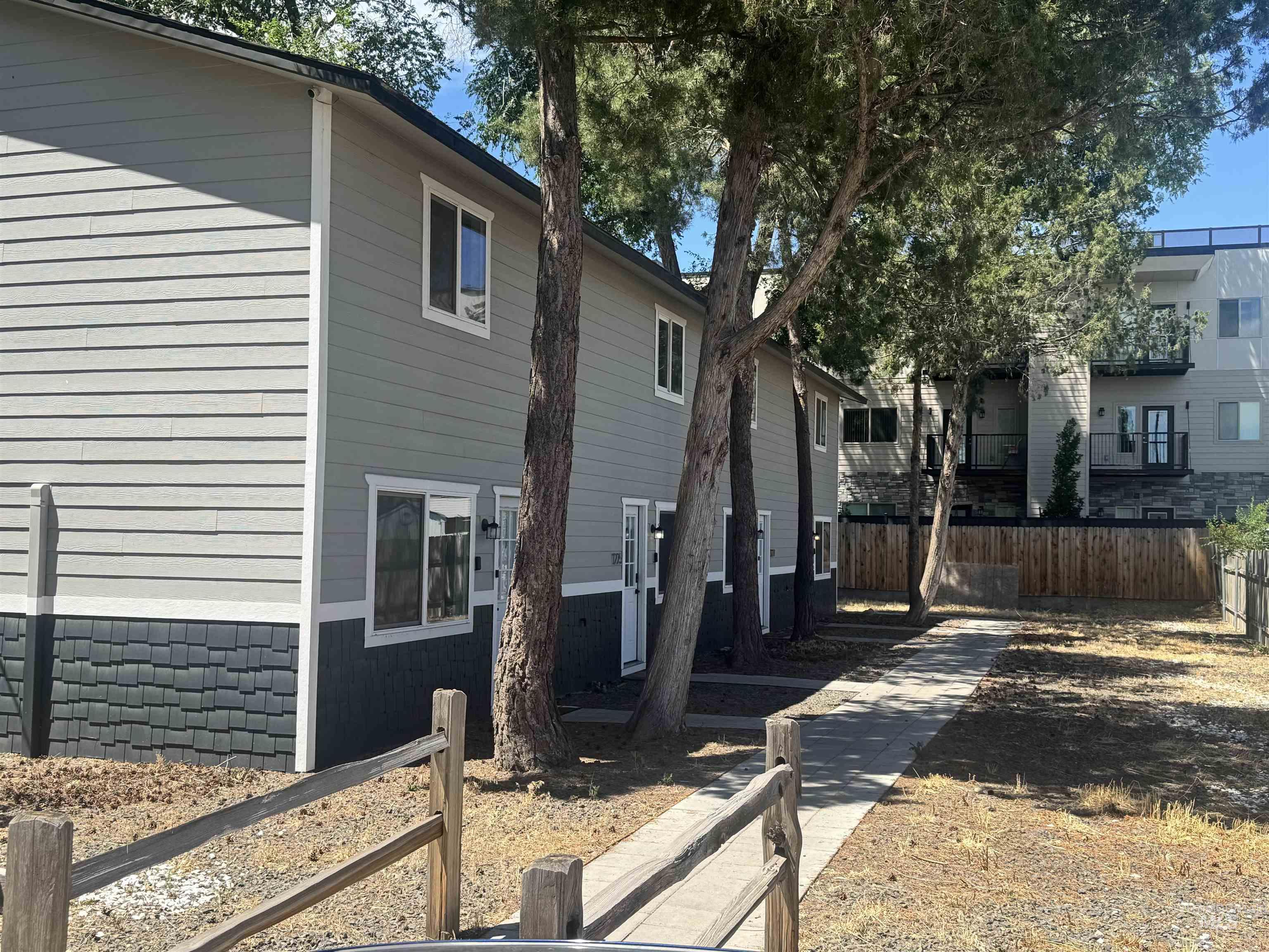 1223 S Maple st, Nampa, Idaho 83686-6020, 2 Bedrooms, 1.5 Bathrooms, Residential Income For Sale, Price $945,000, 98993659