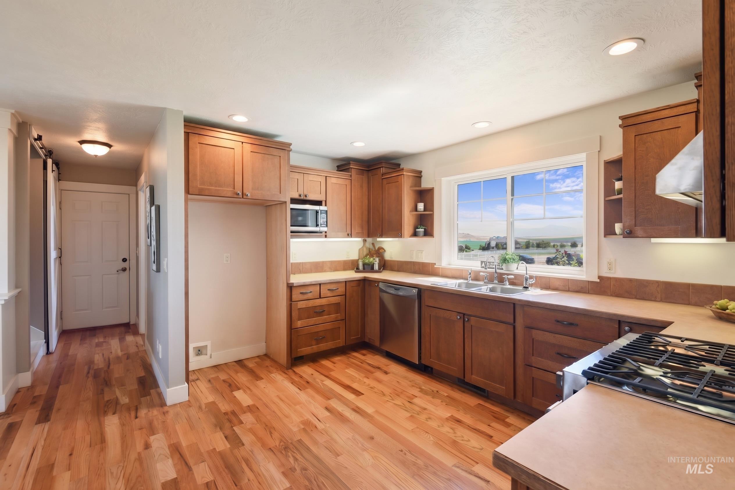 12630 Deer Ridge Trail, Nampa, Idaho 83686, 5 Bedrooms, 3.5 Bathrooms, Residential For Sale, Price $934,900,MLS 98993664