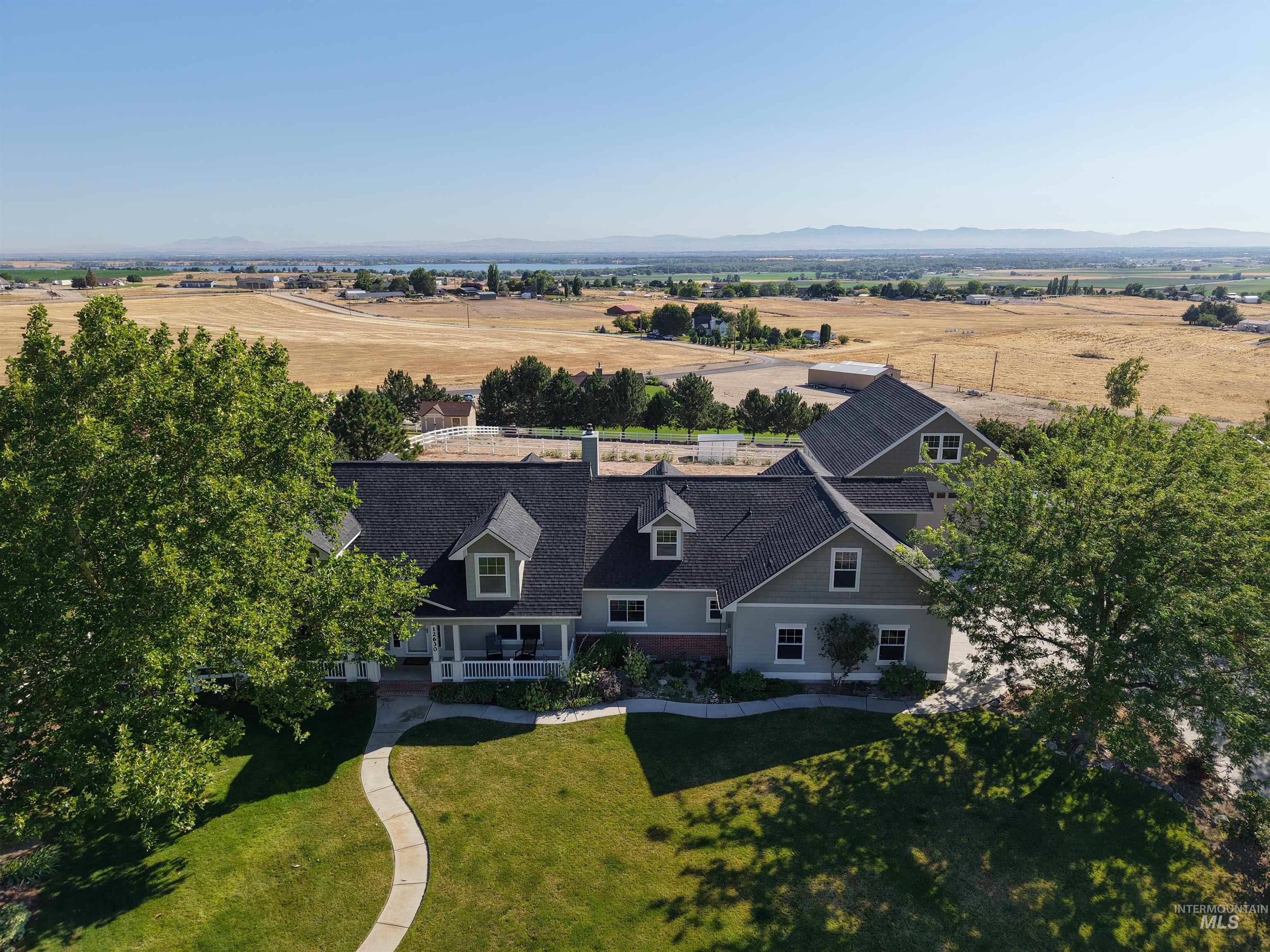 12630 Deer Ridge Trail, Nampa, Idaho 83686, 5 Bedrooms, 3.5 Bathrooms, Residential For Sale, Price $934,900,MLS 98993664